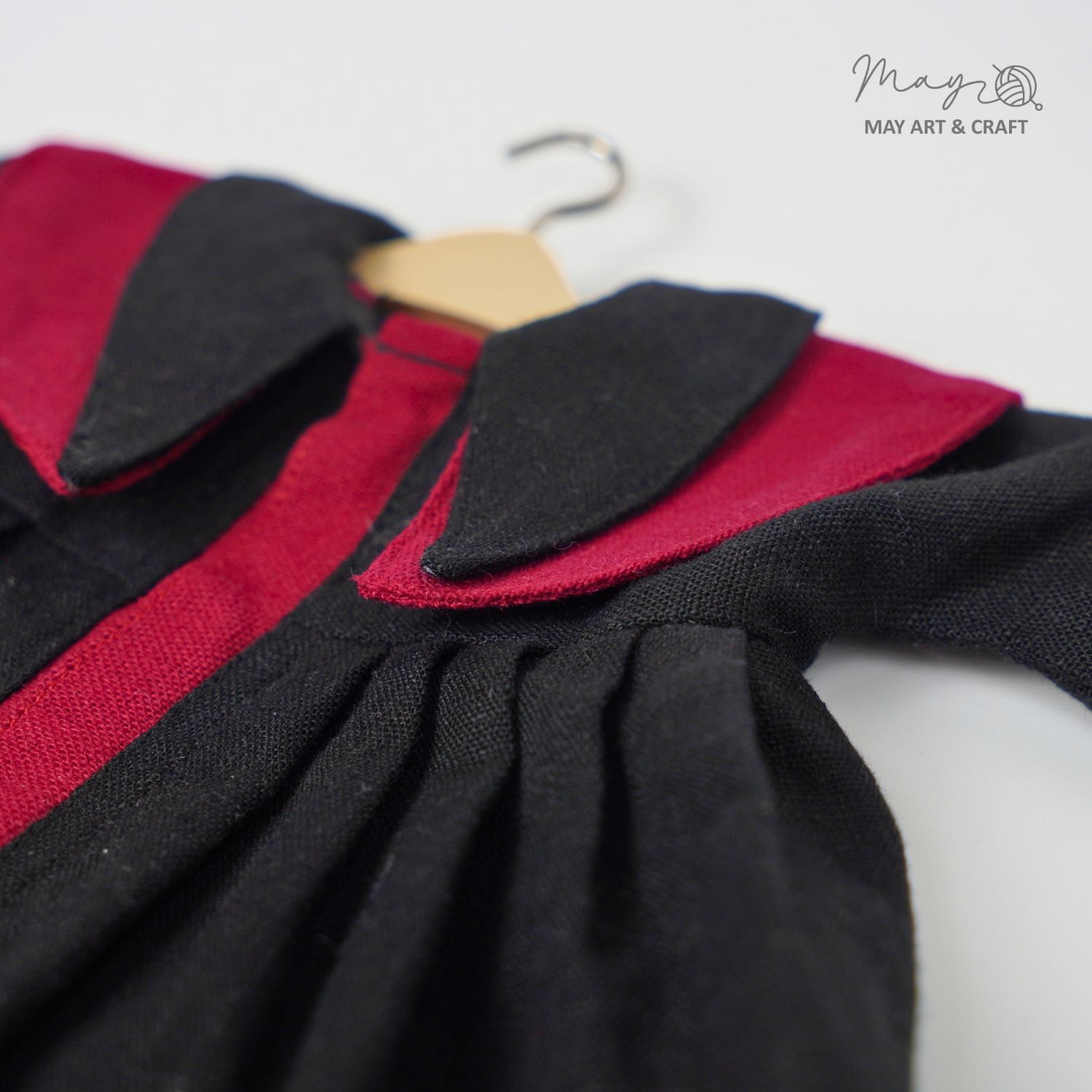 Bộ đồ tốt nghiệp kèm mũ cho búp bê vải