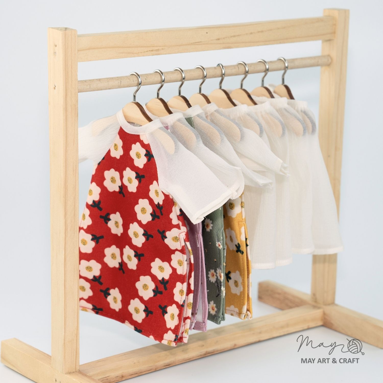 Bộ áo dài cổ tròn cách tân