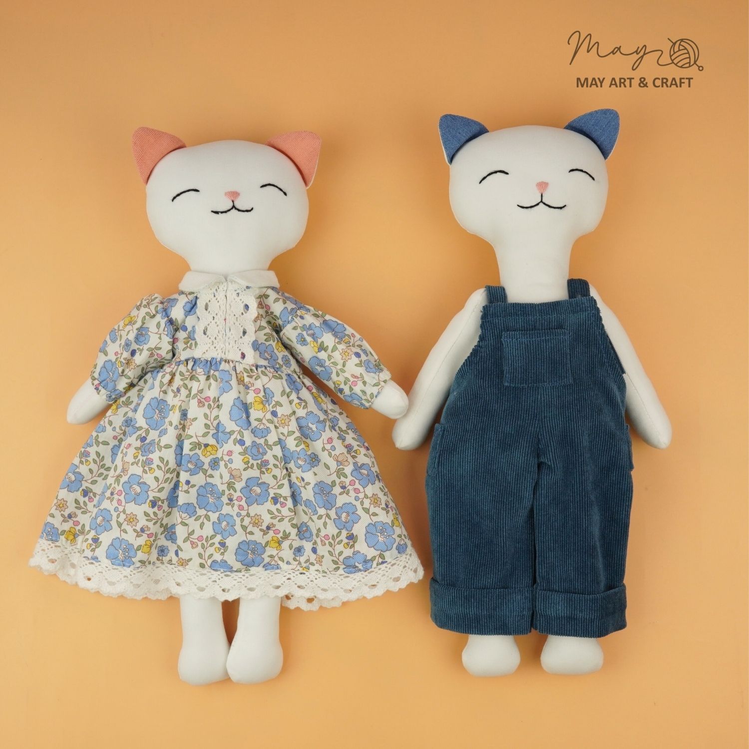 Phôi mèo bông trắng tai xanh