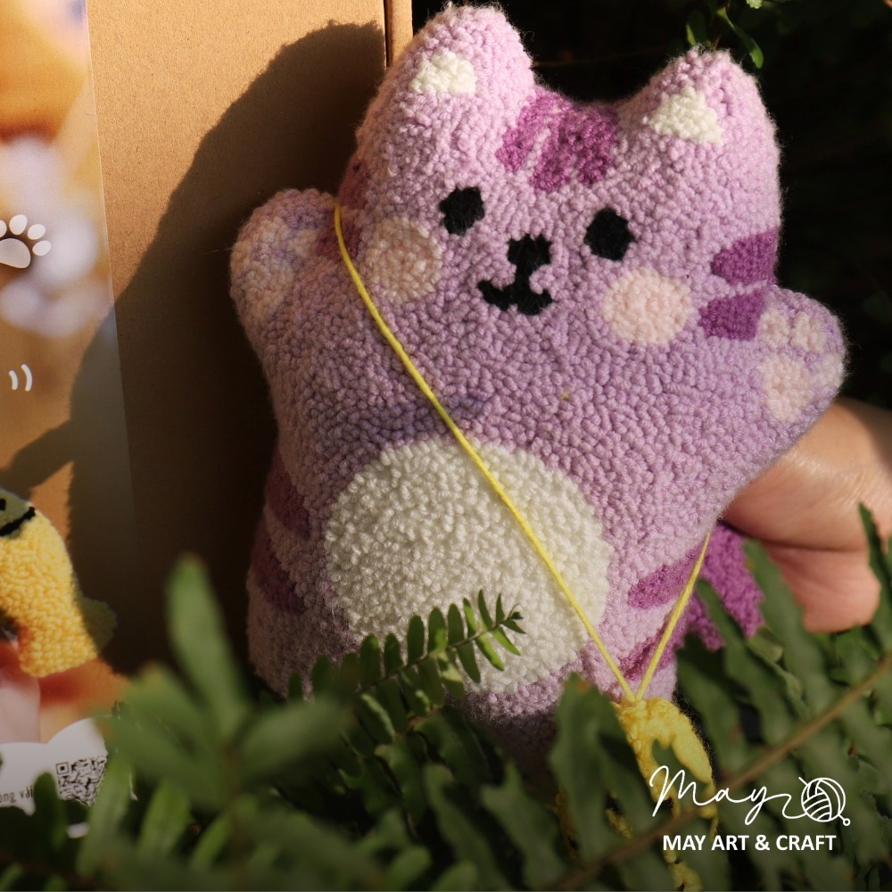 Bộ nguyên liệu làm thú bông Mèo tím từ thêu len nổi punch needle