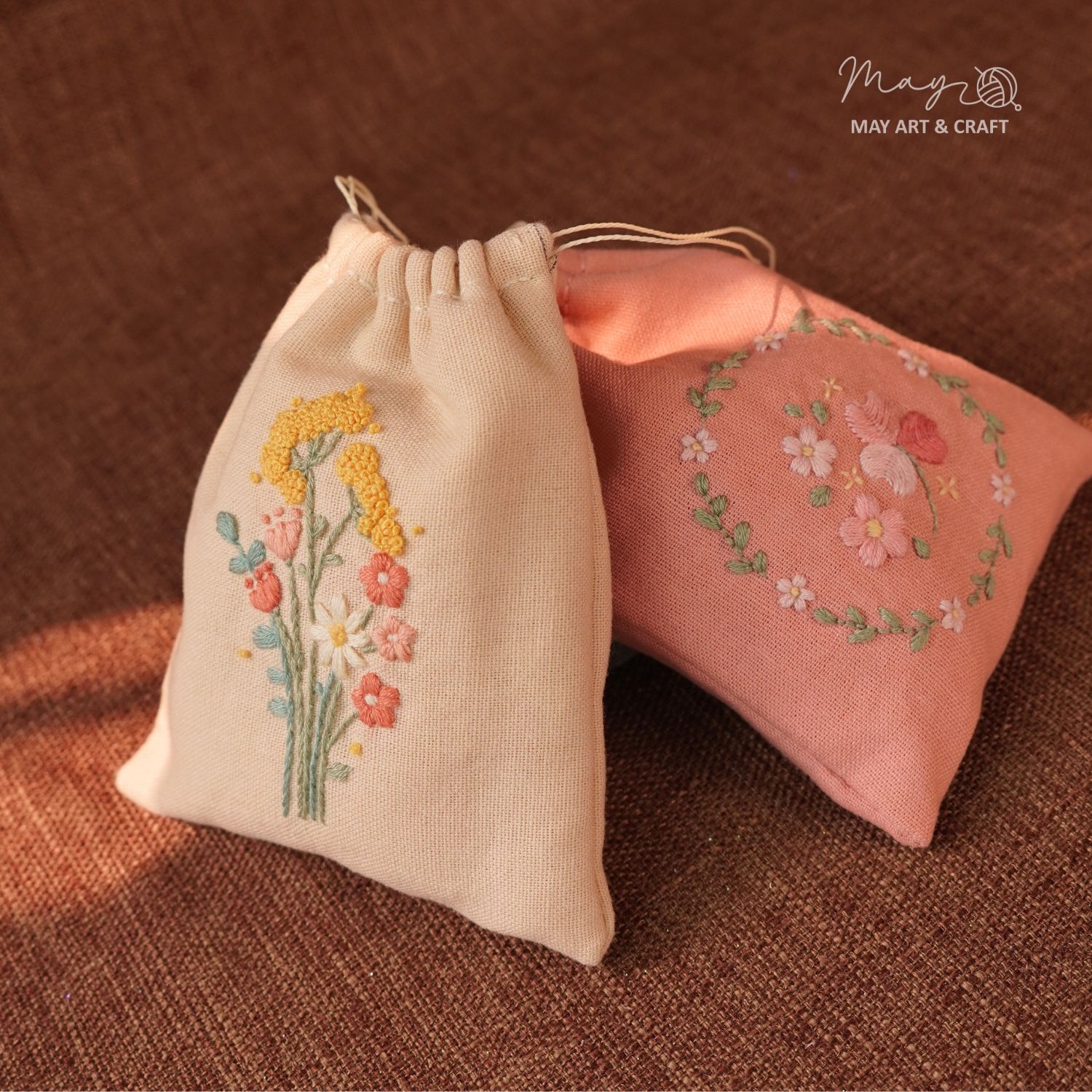 Set nguyên liệu tự làm túi rút thêu hoa