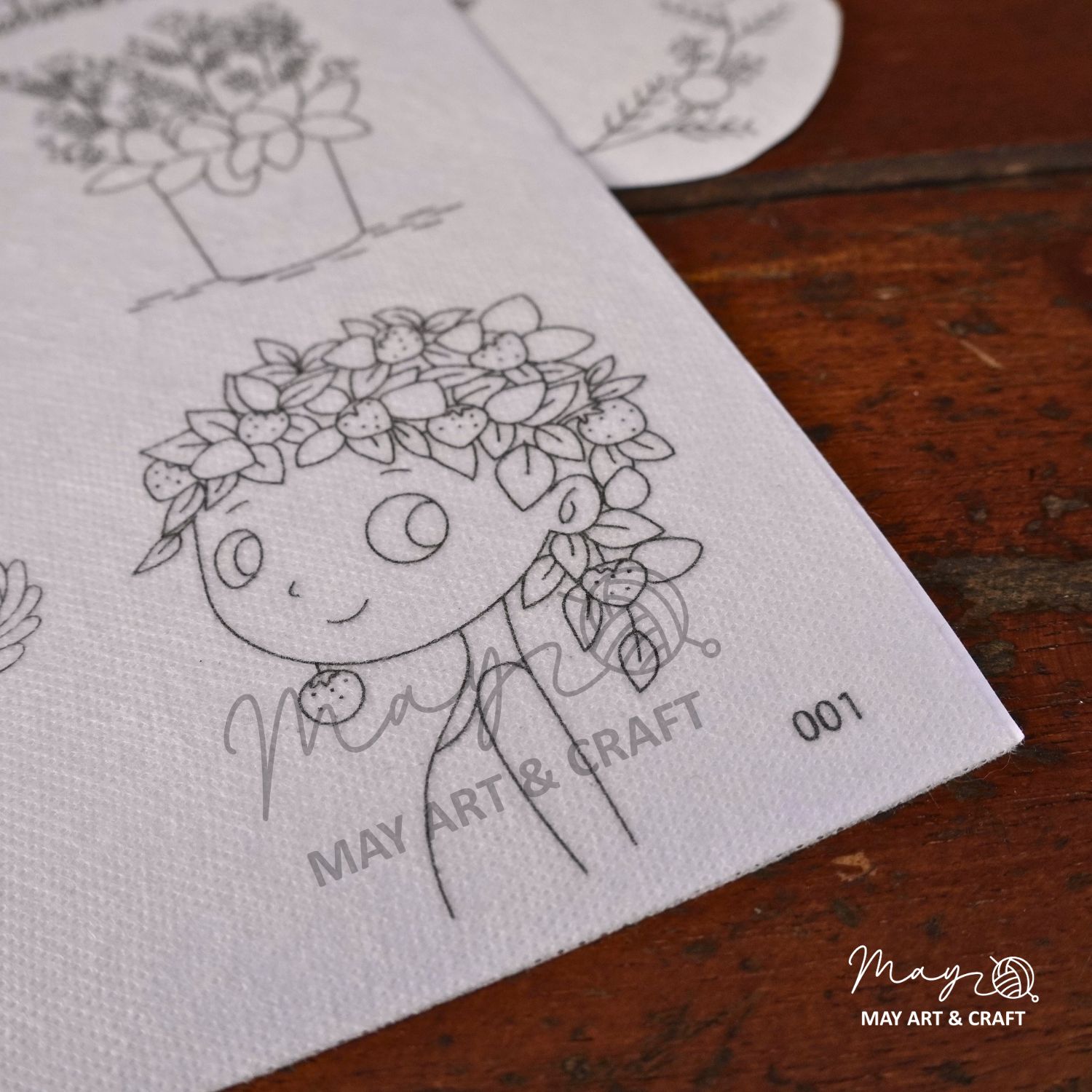 Mếch tan dính in sẵn mẫu thêu tiện lợi