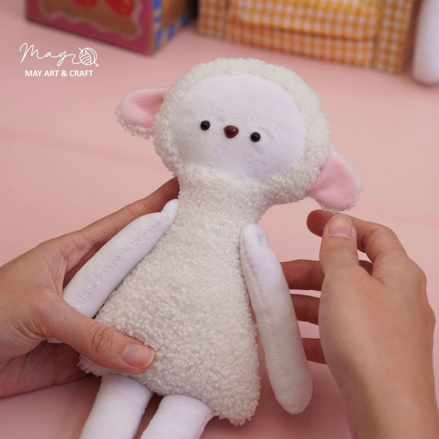 Set nguyên liệu tự làm thú bông cừu trắng