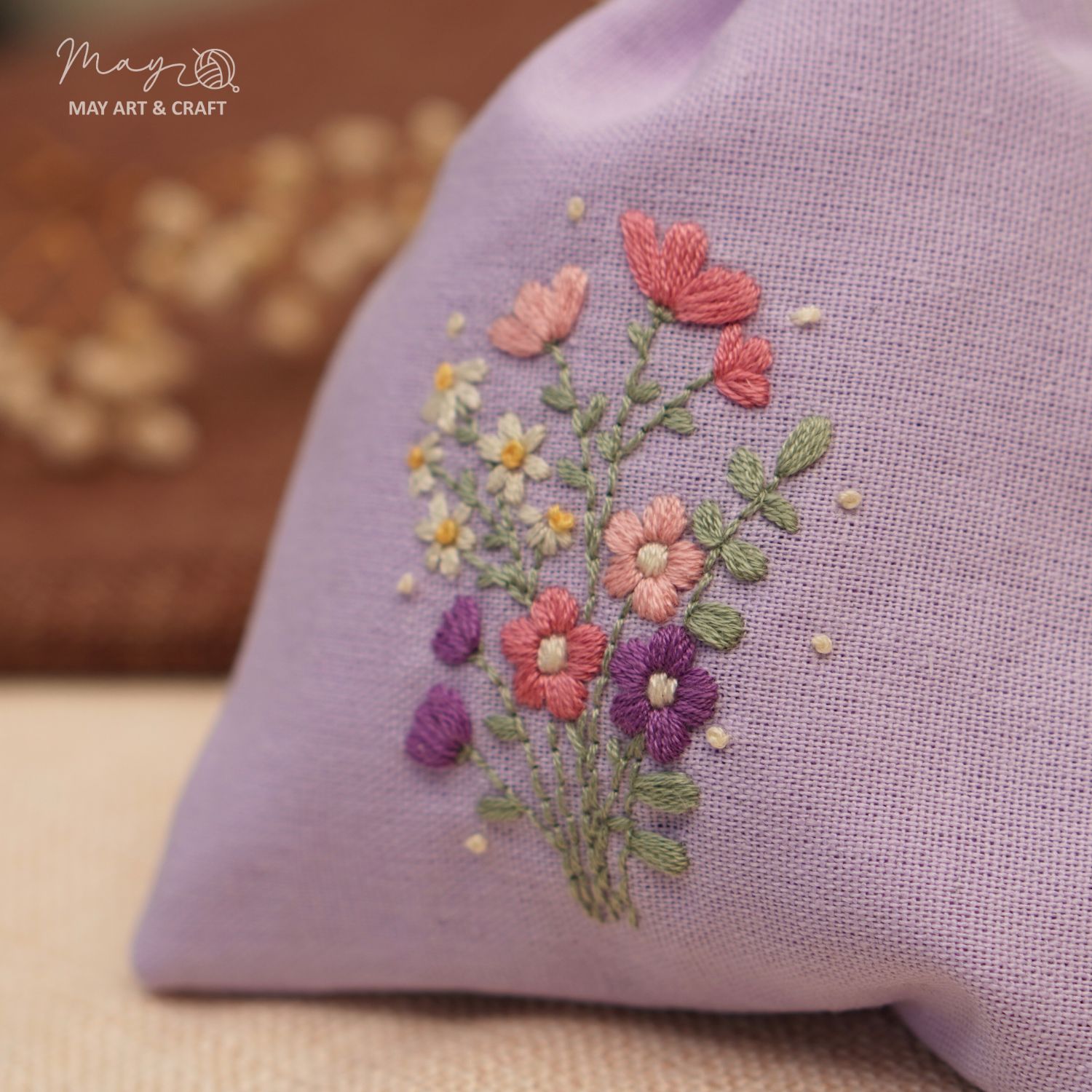 Set nguyên liệu tự làm túi rút thêu hoa