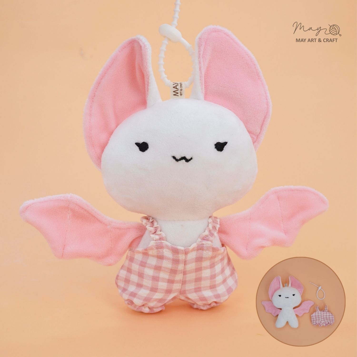 Thú bông mini kèm trang phục và móc treo silicon