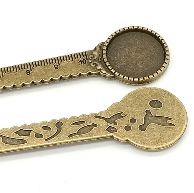 Bookmark kim loại - tròn đồng (viền loại 3)