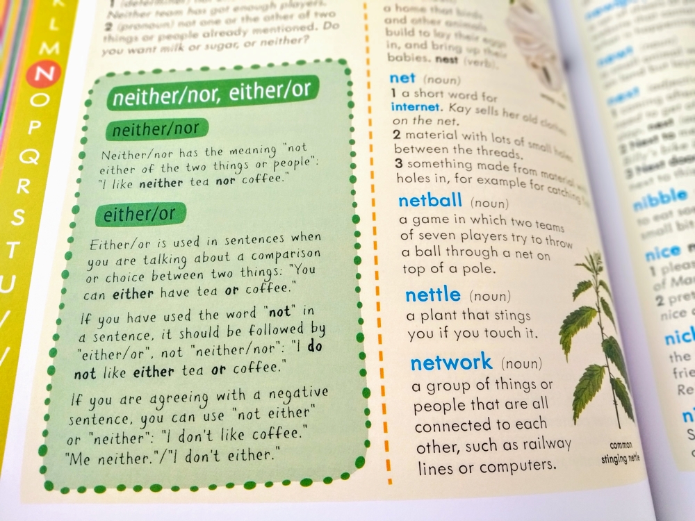 Junior Illustrated English Dictionary And Thesaurus Blue Horizon