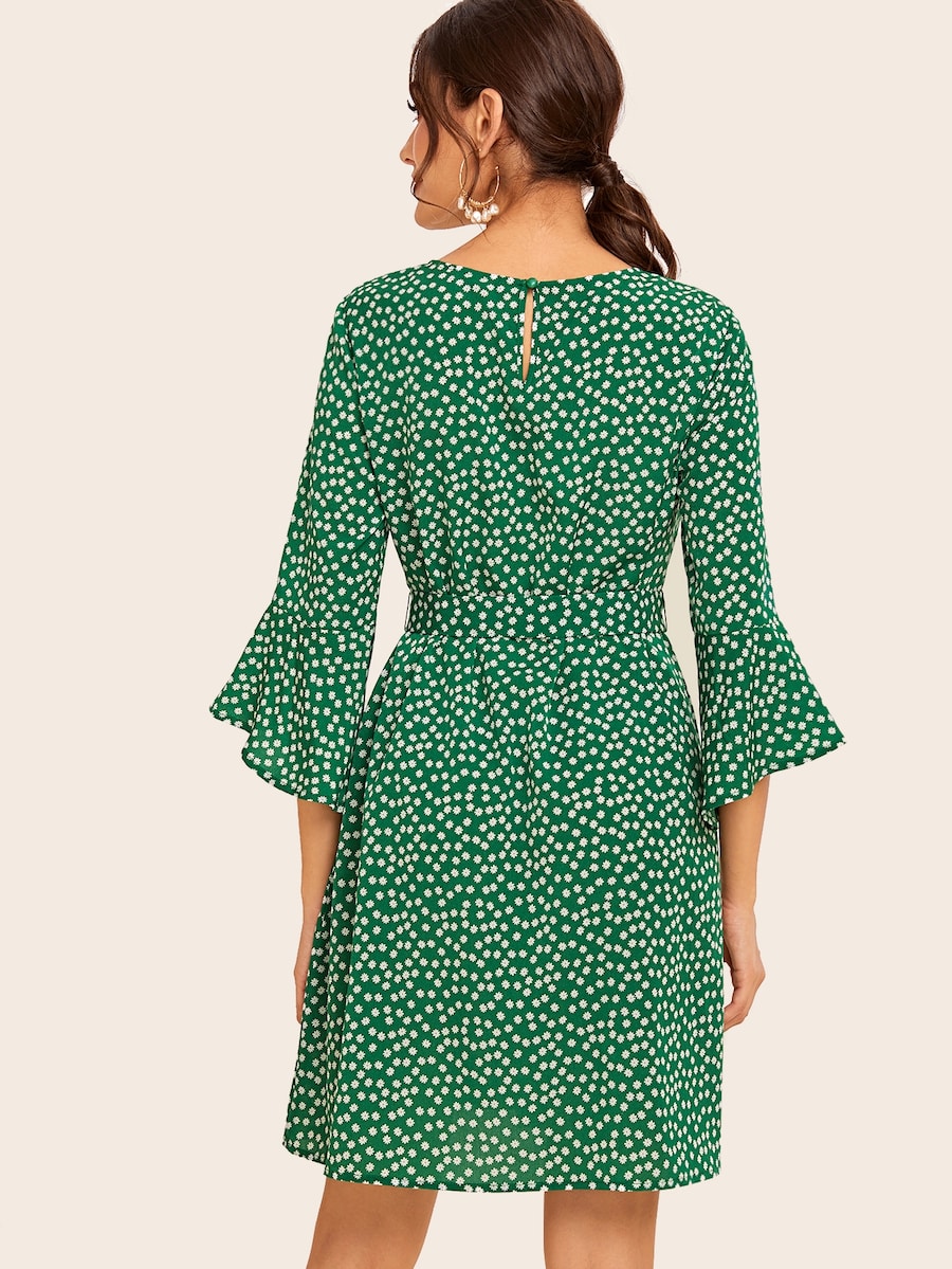 Đầm Nút Họa Tiết Hoa Màu Xanh Lá Boho