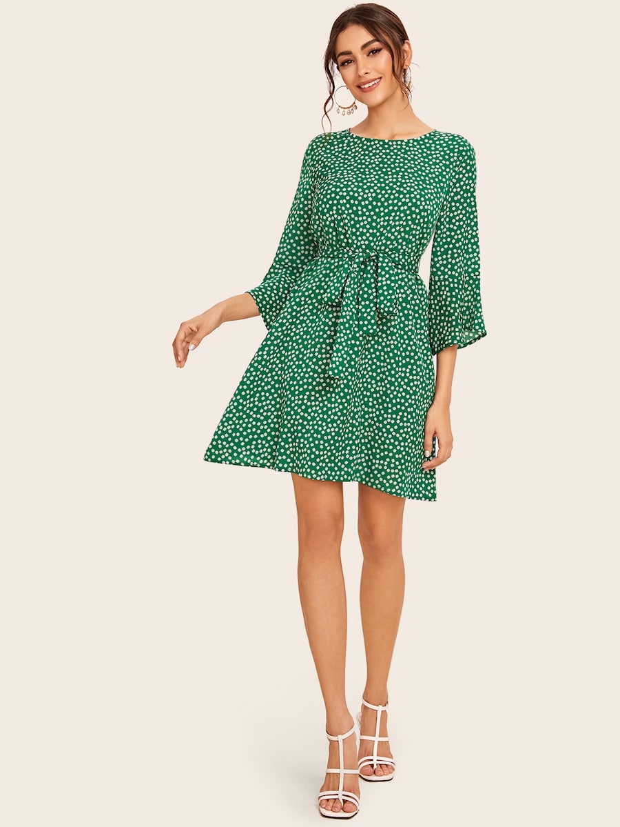 Đầm Nút Họa Tiết Hoa Màu Xanh Lá Boho