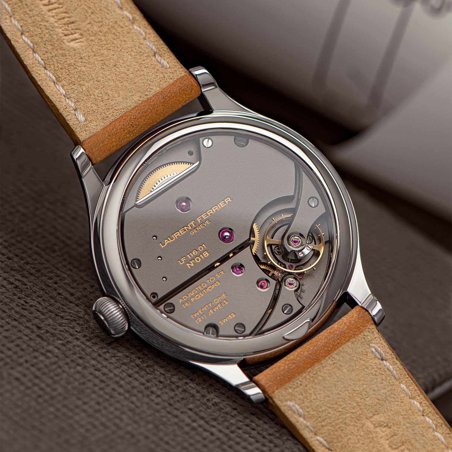 Đồng hồ Laurent Ferrier Classic Origin Opaline với phong cách cổ điển