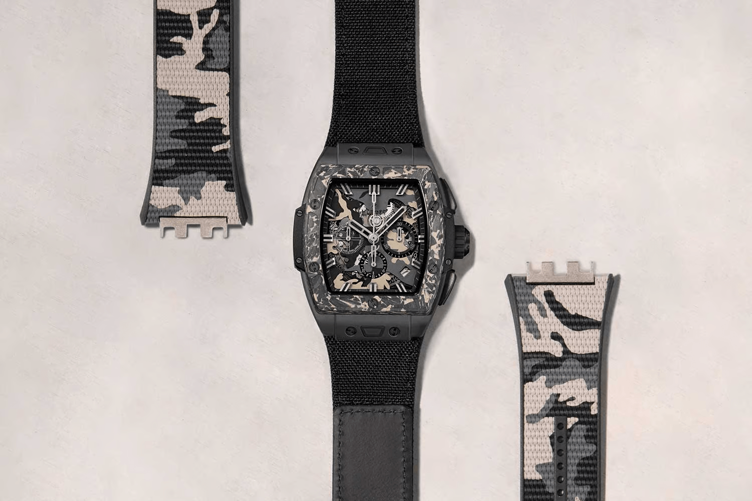 Đồng hồ Hublot Big Bang Ceramic Carbon Beige Camo