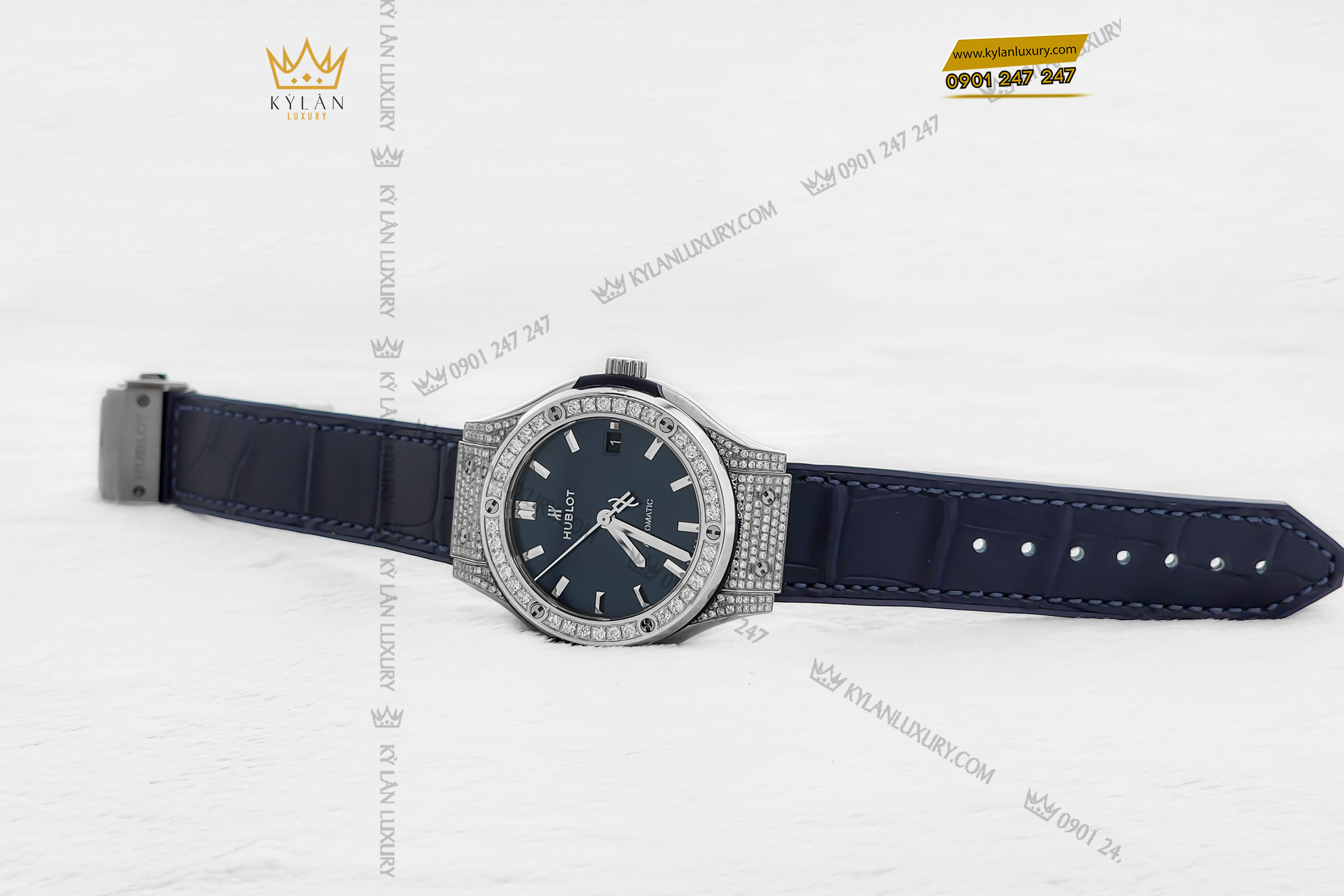 Kỳ Lân Luxury 20240107 094153 copy Đồng hồ Hublot Classic Fusion Blue Titanium Pavé 38mm 565.NX.7170.LR