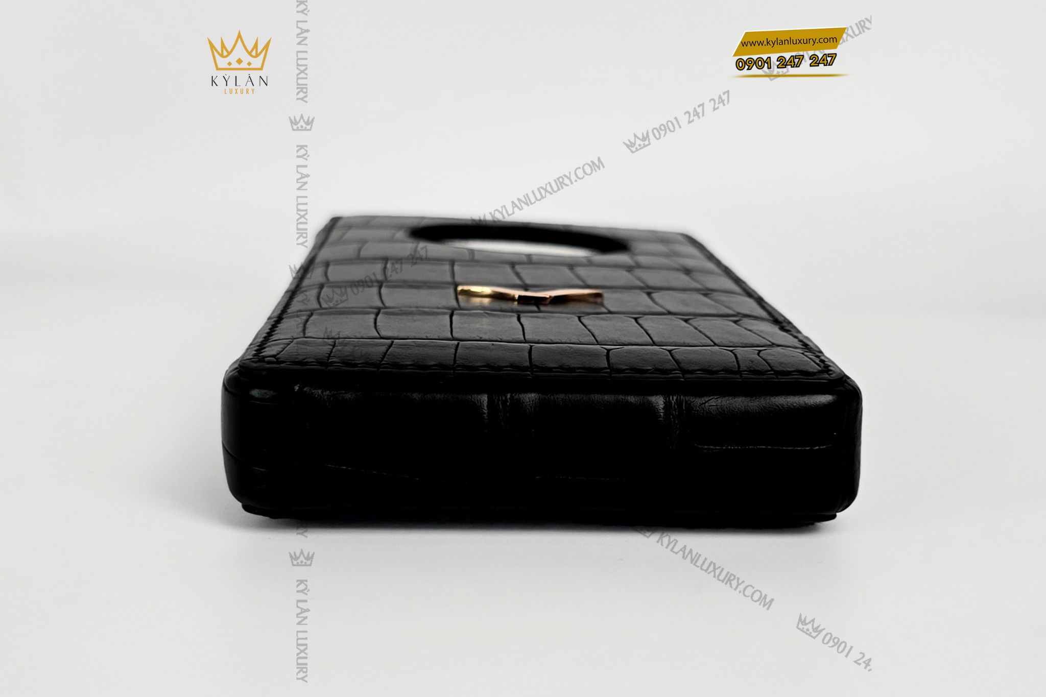 Kỳ Lân Luxury bao da dien thoai metavertu 2 da ca sau logo vertu 1 Bao da điện thoại Metavertu 2 da cá sấu logo Vertu