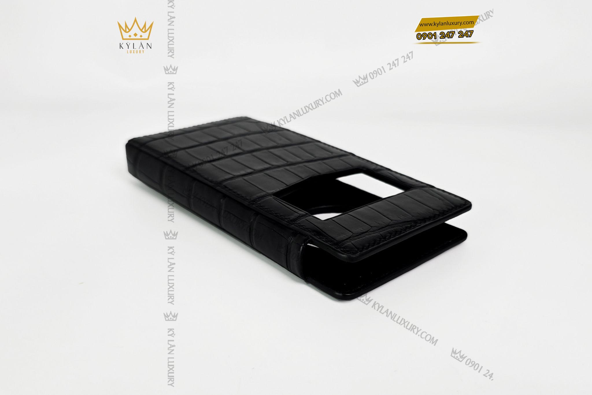 Kỳ Lân Luxury bao da dien thoai metavertu 2 da ca sau logo vertu 7 Bao da điện thoại Metavertu 2 da cá sấu logo Vertu