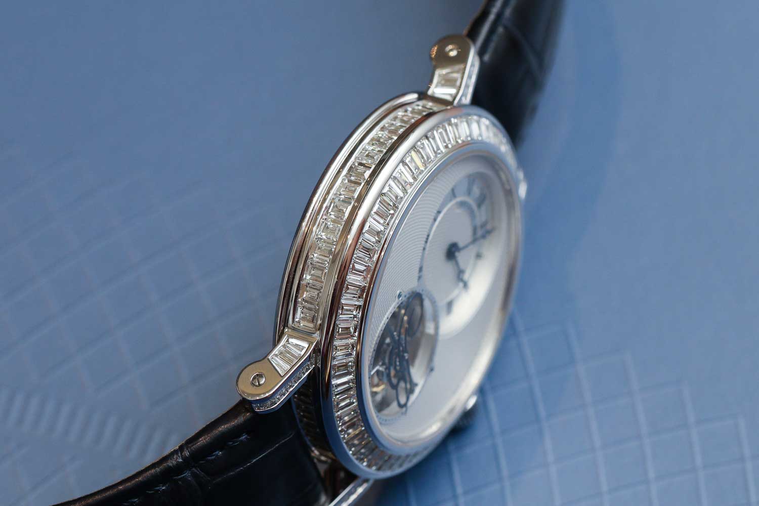 Breguet Classique Grande Complication 5359 Phiên bản đặc biệt cho Hồng Kông và Ma Cao