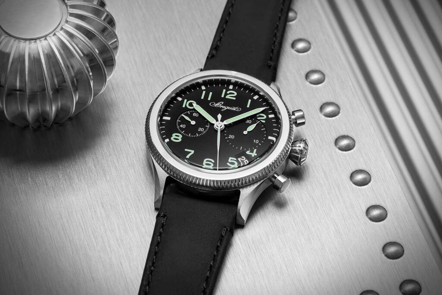 Đồng hồ Breguet Type XX, một lấy cảm hứng từ các mẫu quân sự