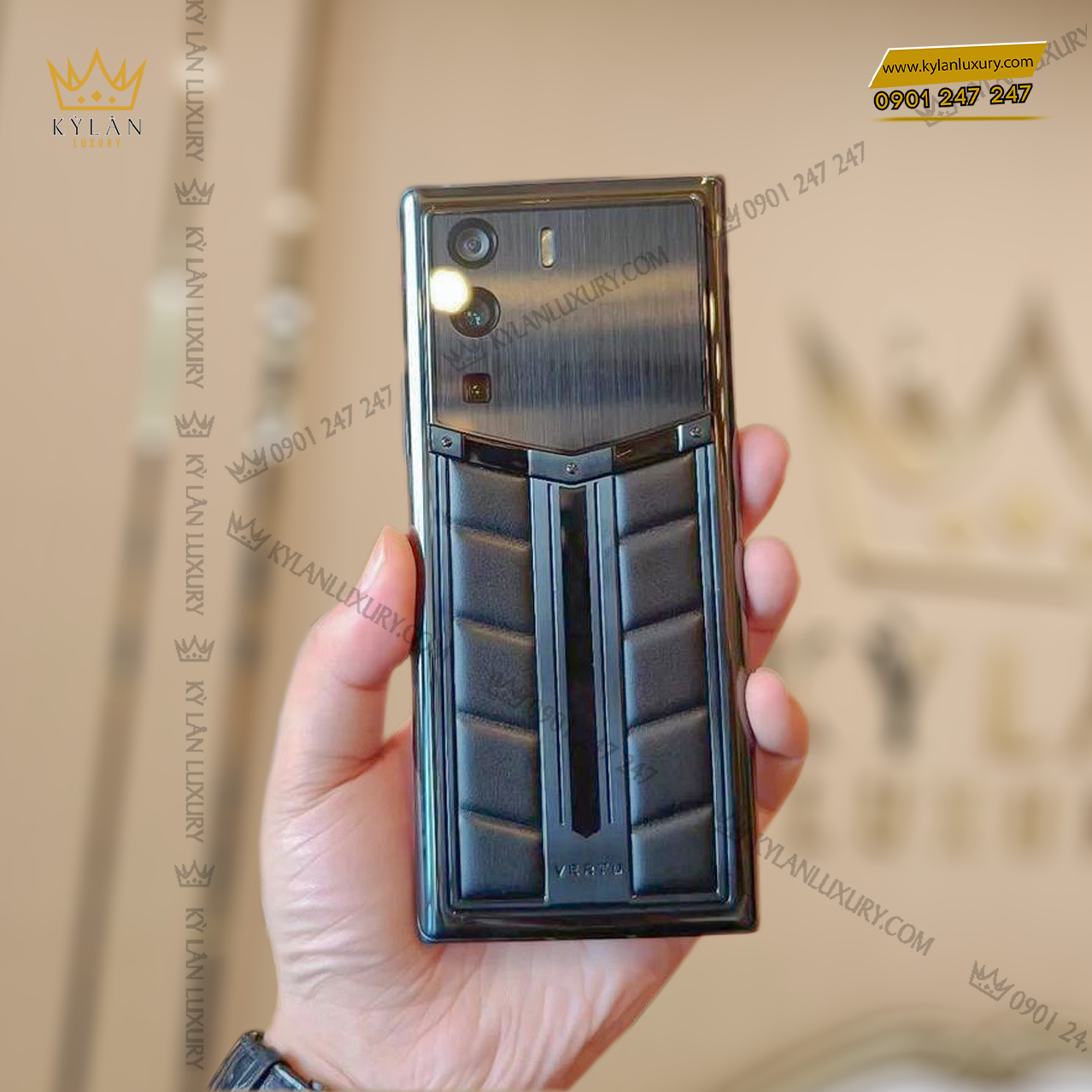Kỳ Lân Luxury dien thoai vertu metavertu race track design black calf 5g web3 phone 4 Điện thoại Vertu Metavertu Race Track Design Black Calf 5G Web3 Phone