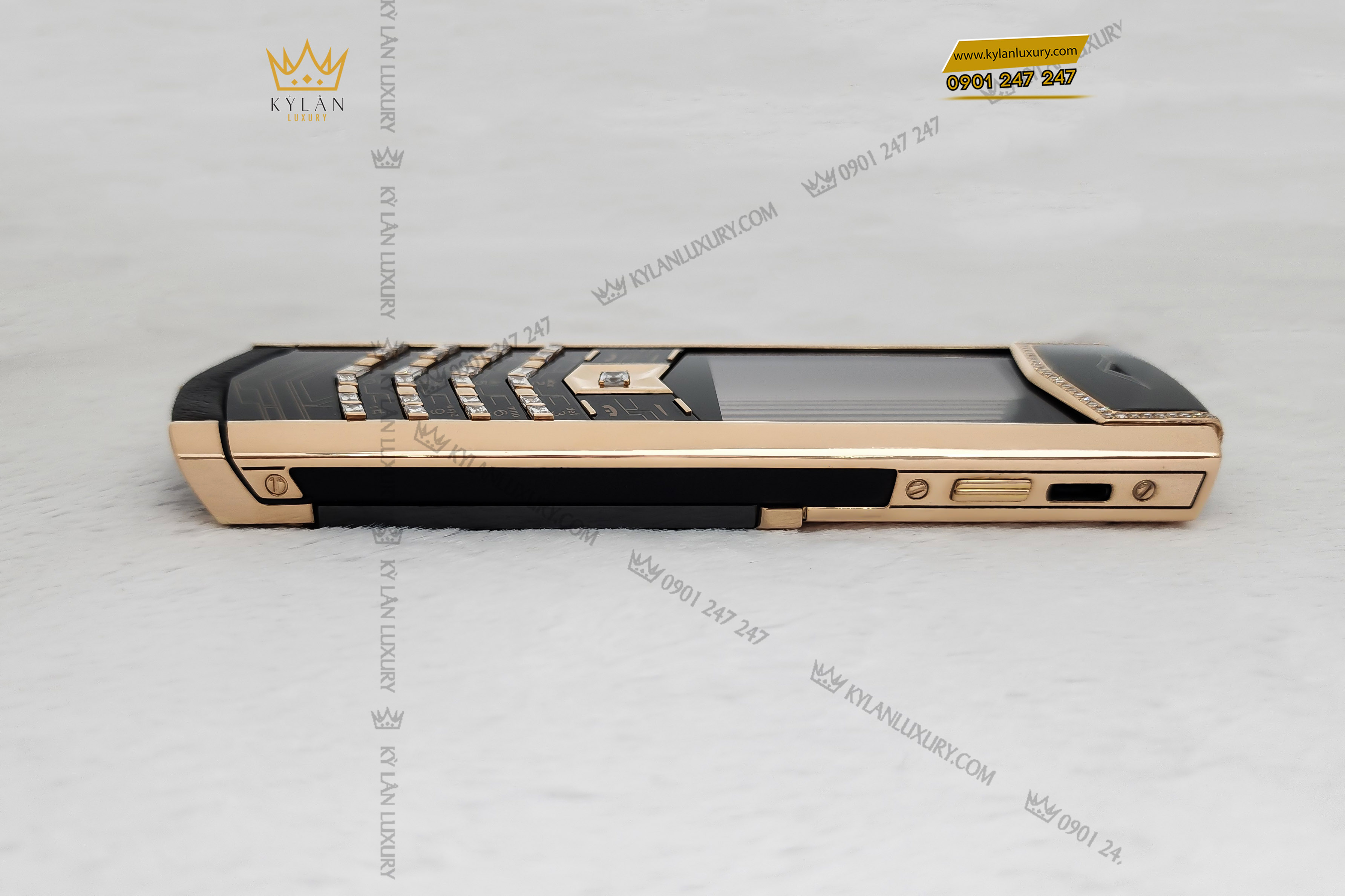 Điện thoại Vertu Signature S Gold Diamonds | Kỳ Lân
