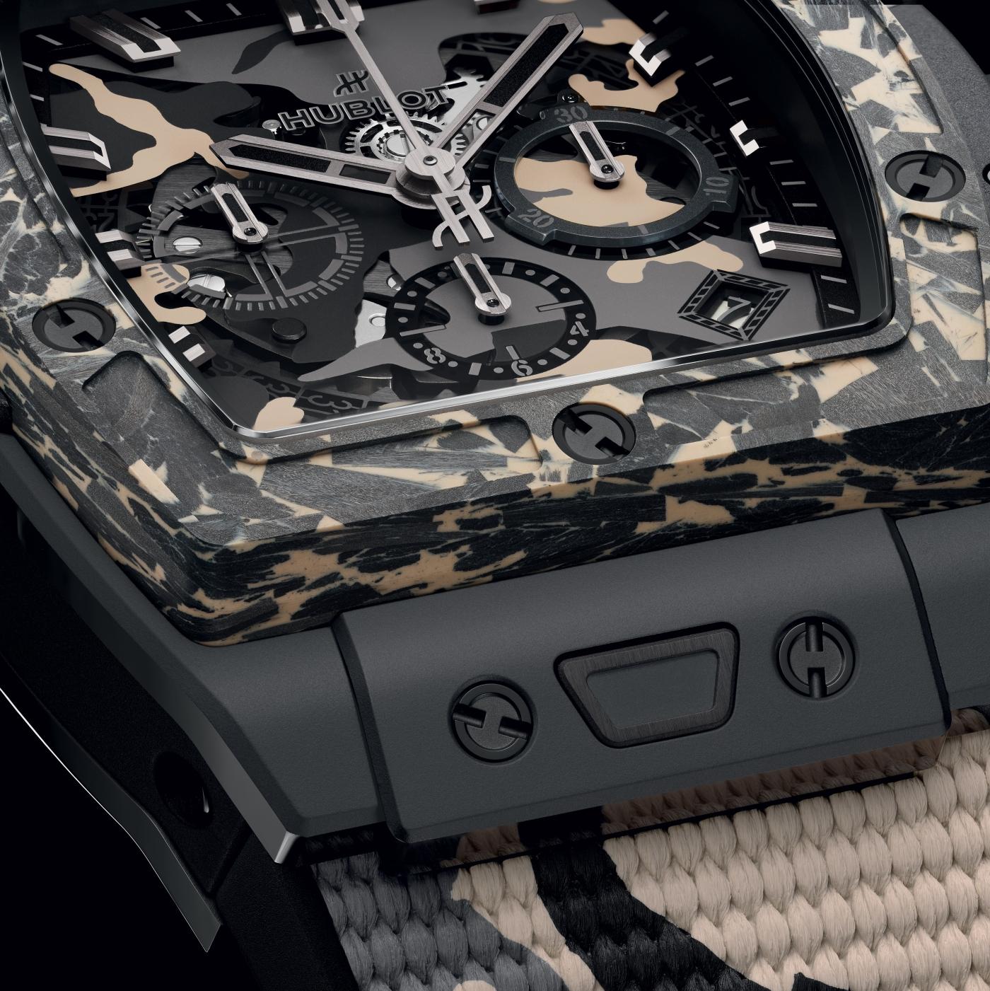 Đồng hồ Hublot Spirit Of Bing Bang Ceramic Carbon Beige Camo 42mm