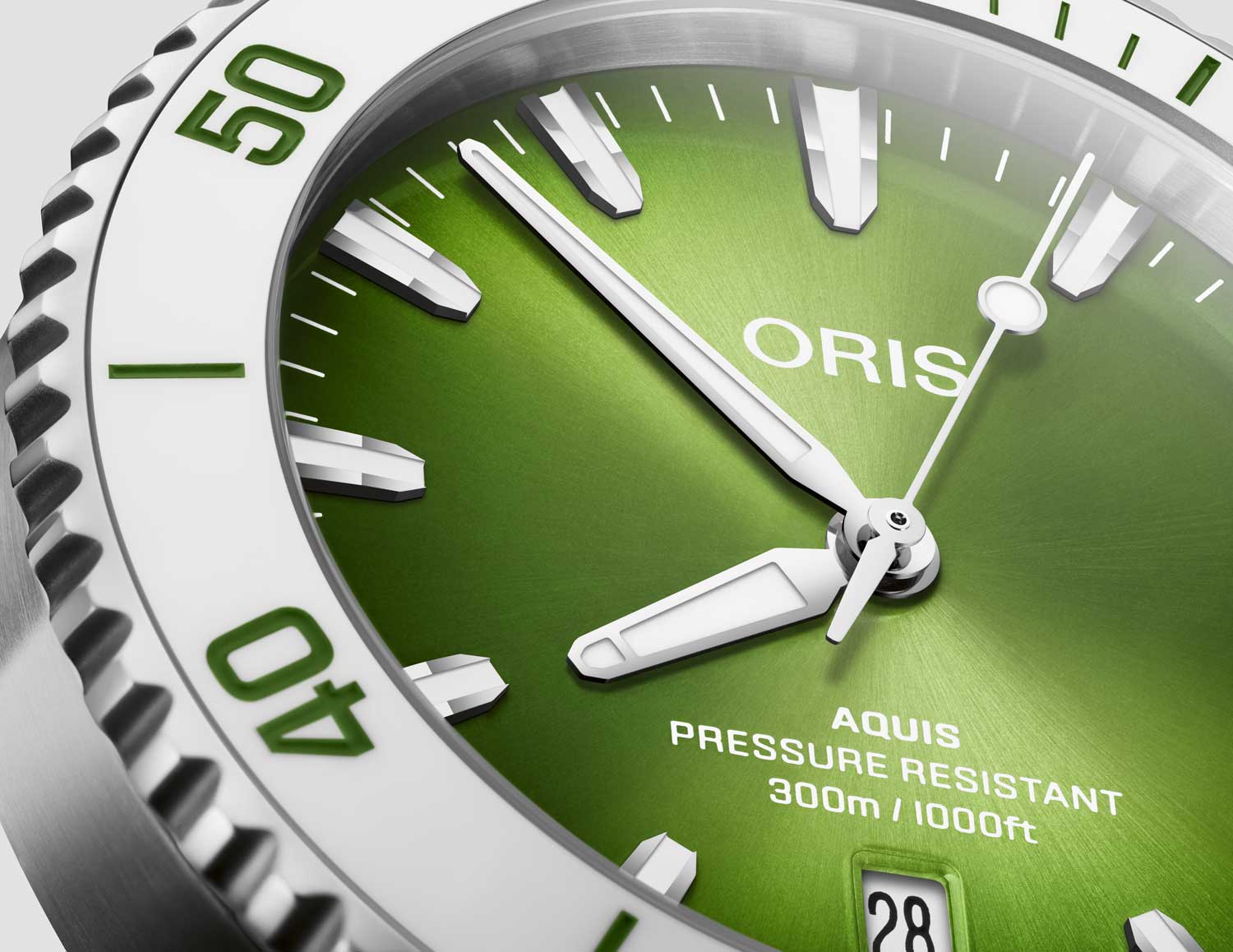 Đồng hồ Oris Aquis 2024 mùa hè