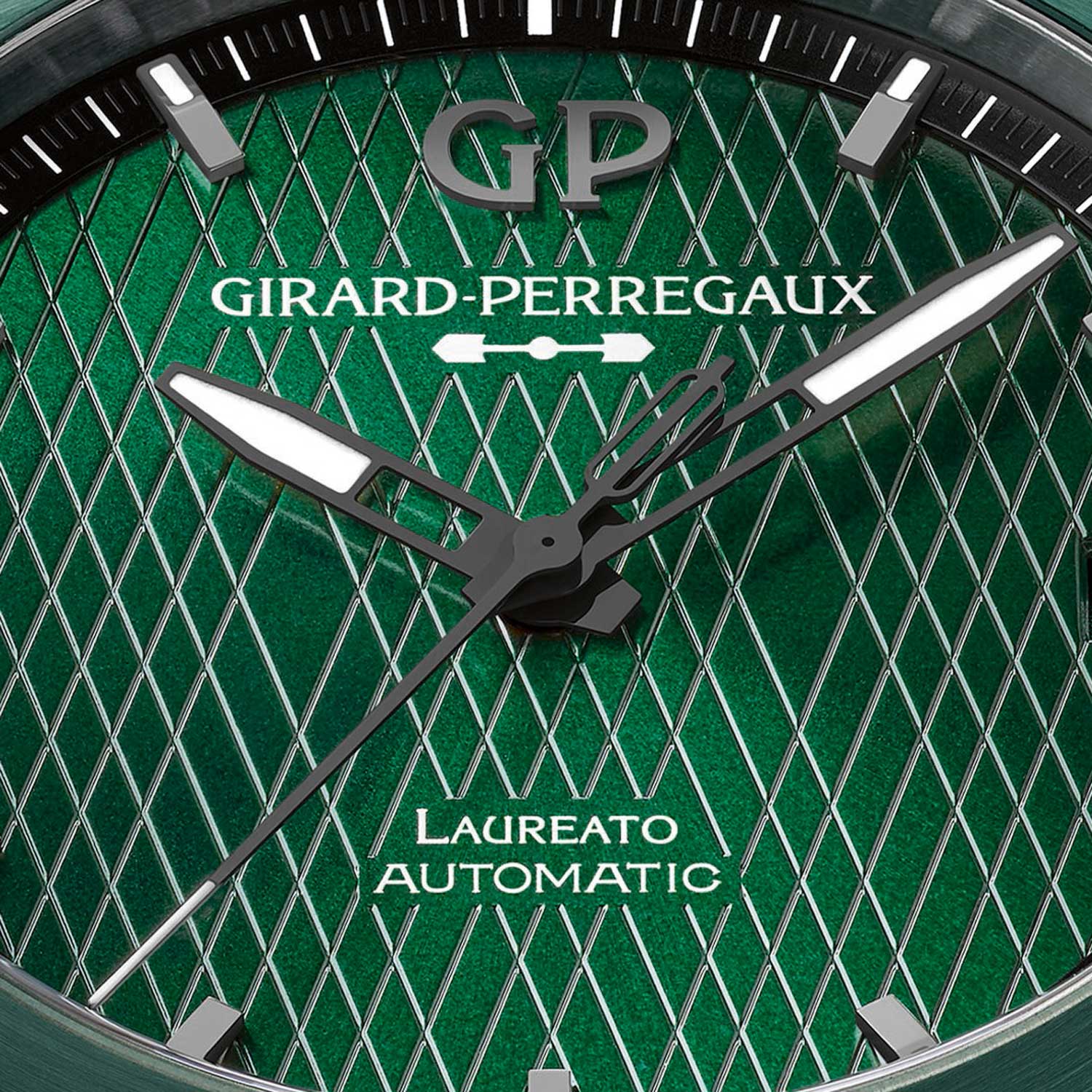 Đồng hồ Aston Martin gốm xanh Girard-Perregaux Laureato