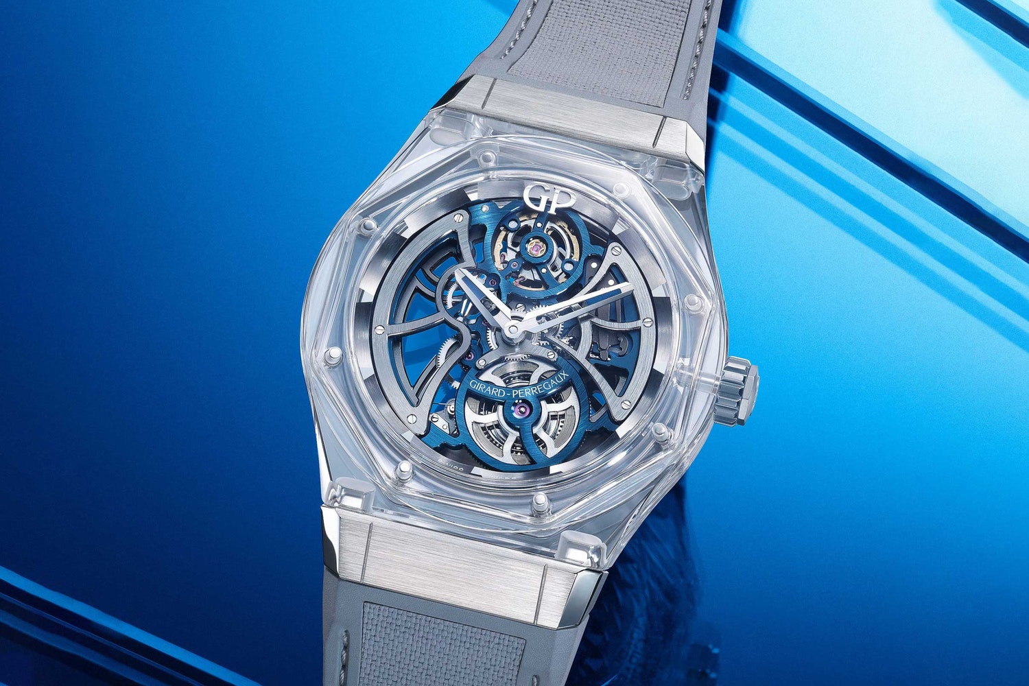 Đồng hồ Girard-Perregaux Laureato Absolute Light Bucherer Blue