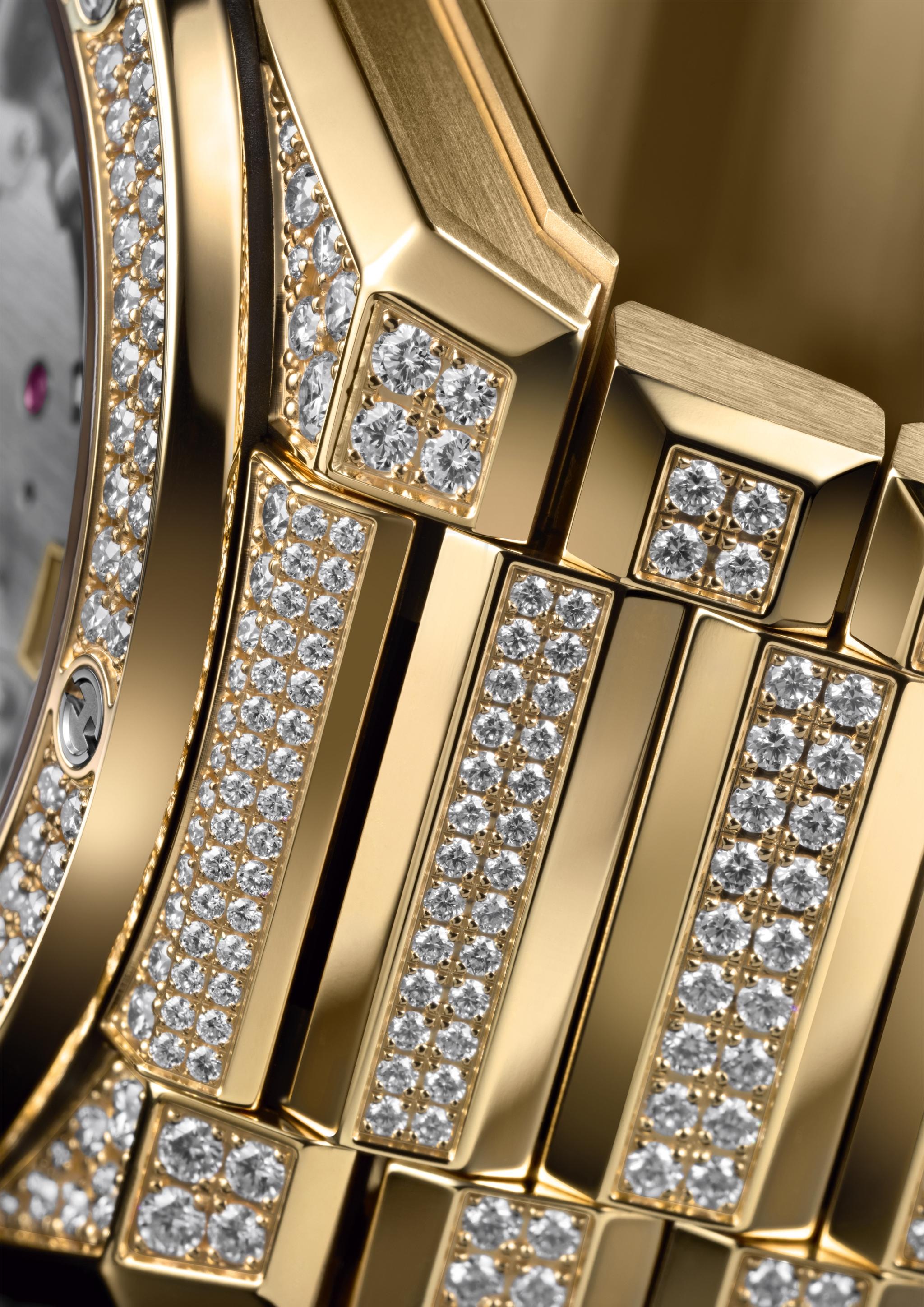 Đồng hồ Hublot Big Bang Integrated Time Only Yellow Gold Pave