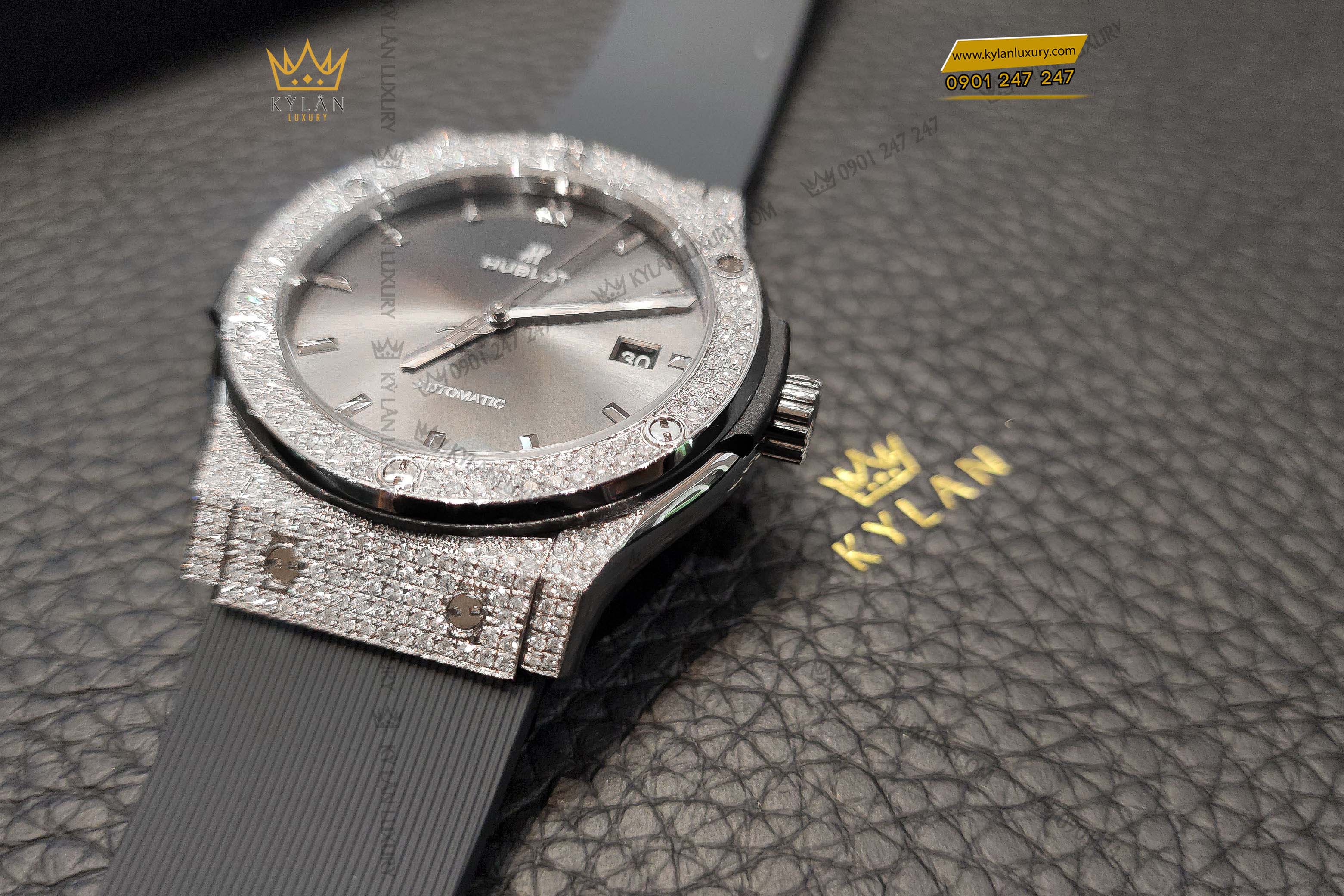 Kỳ Lân Luxury dong ho hublot classic fusion grey custom pave 42mm 542 nx 7071 10 Đồng hồ Hublot Classic Fusion Grey Custom Pave 42mm 542.NX.7071.RX