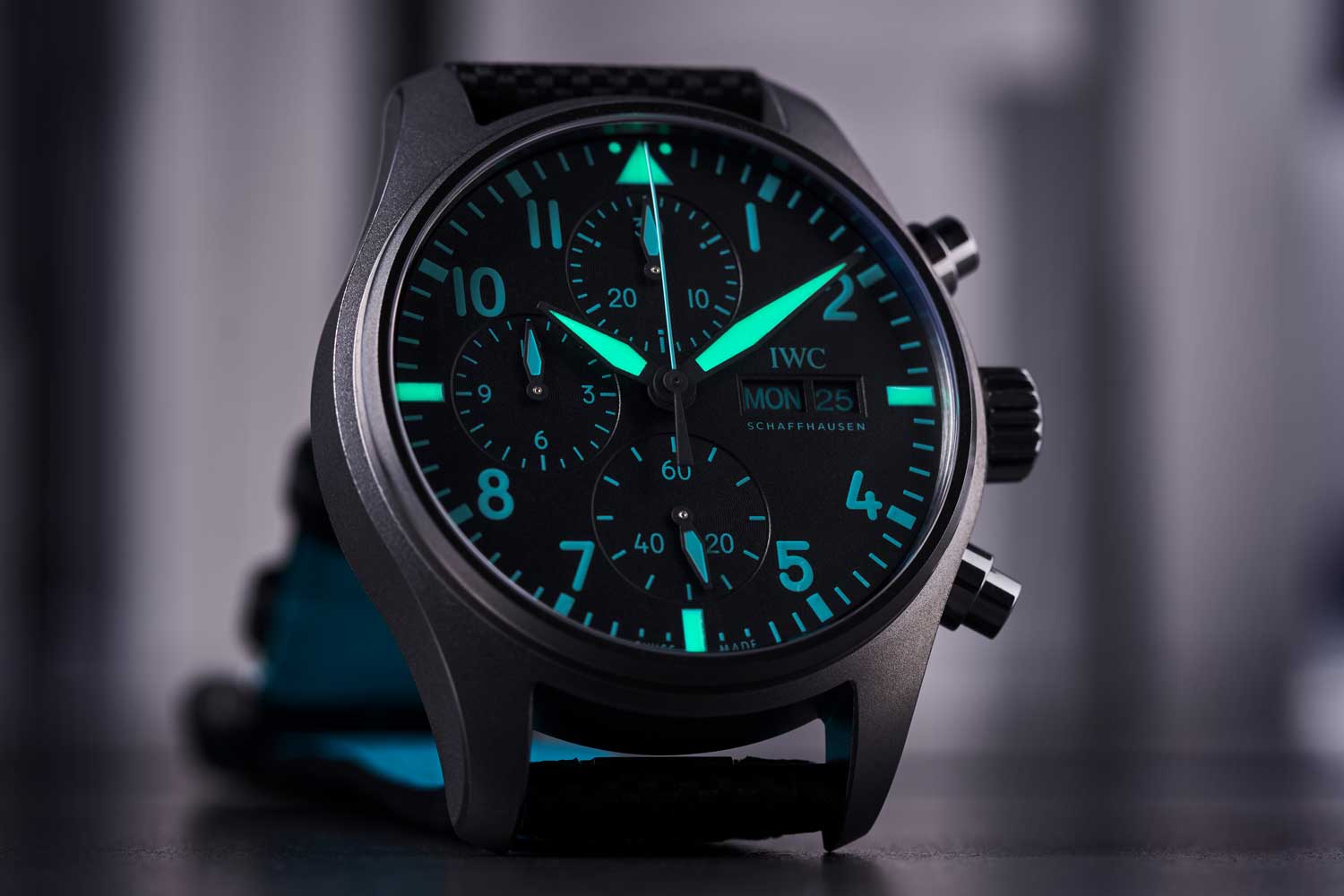 Đồng hồ IWC Pilot's Watch Chronograph 41 Edition “Mercedes-AMG Petronas Formula One Team”