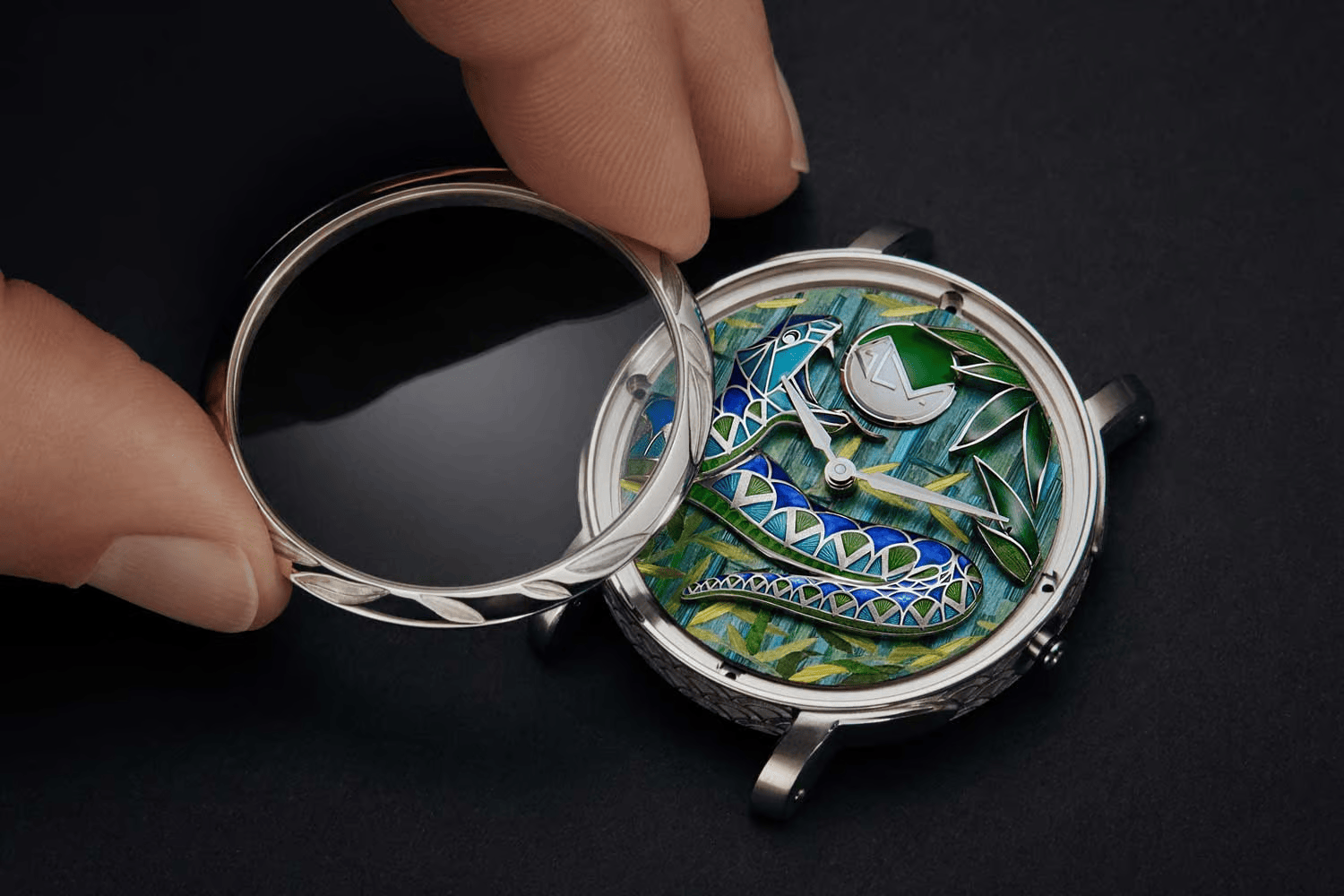 Đồng hồ Louis Vuitton với nghệ thuật Métiers d'Art