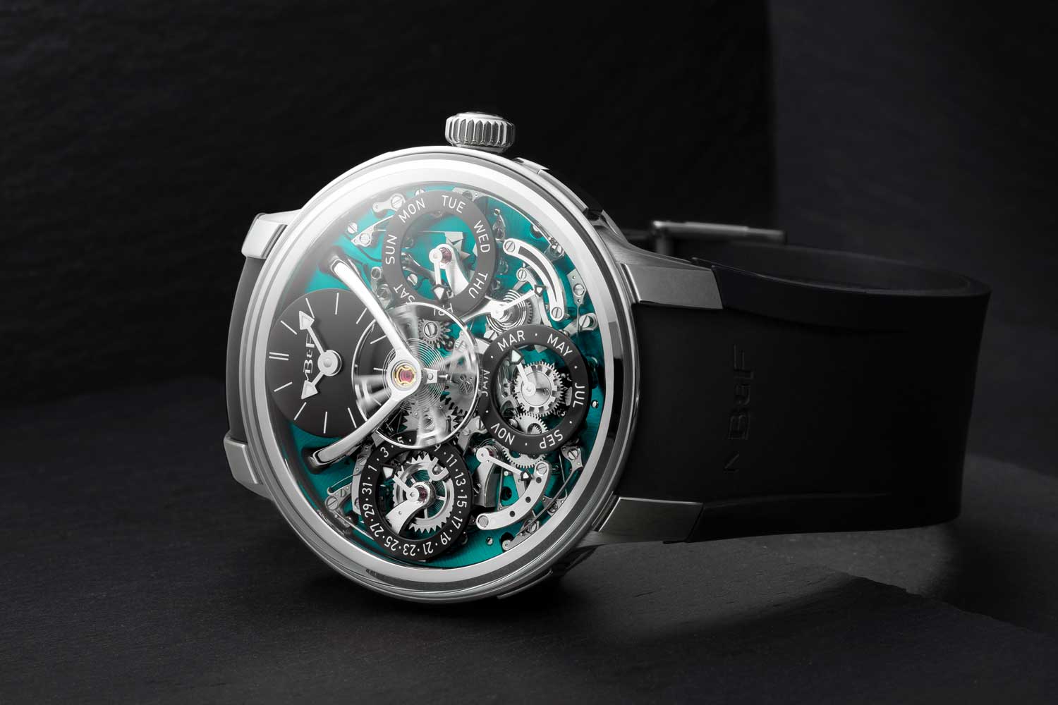 Đồng hồ MB&F LM Perpetual EVO bằng Titanium