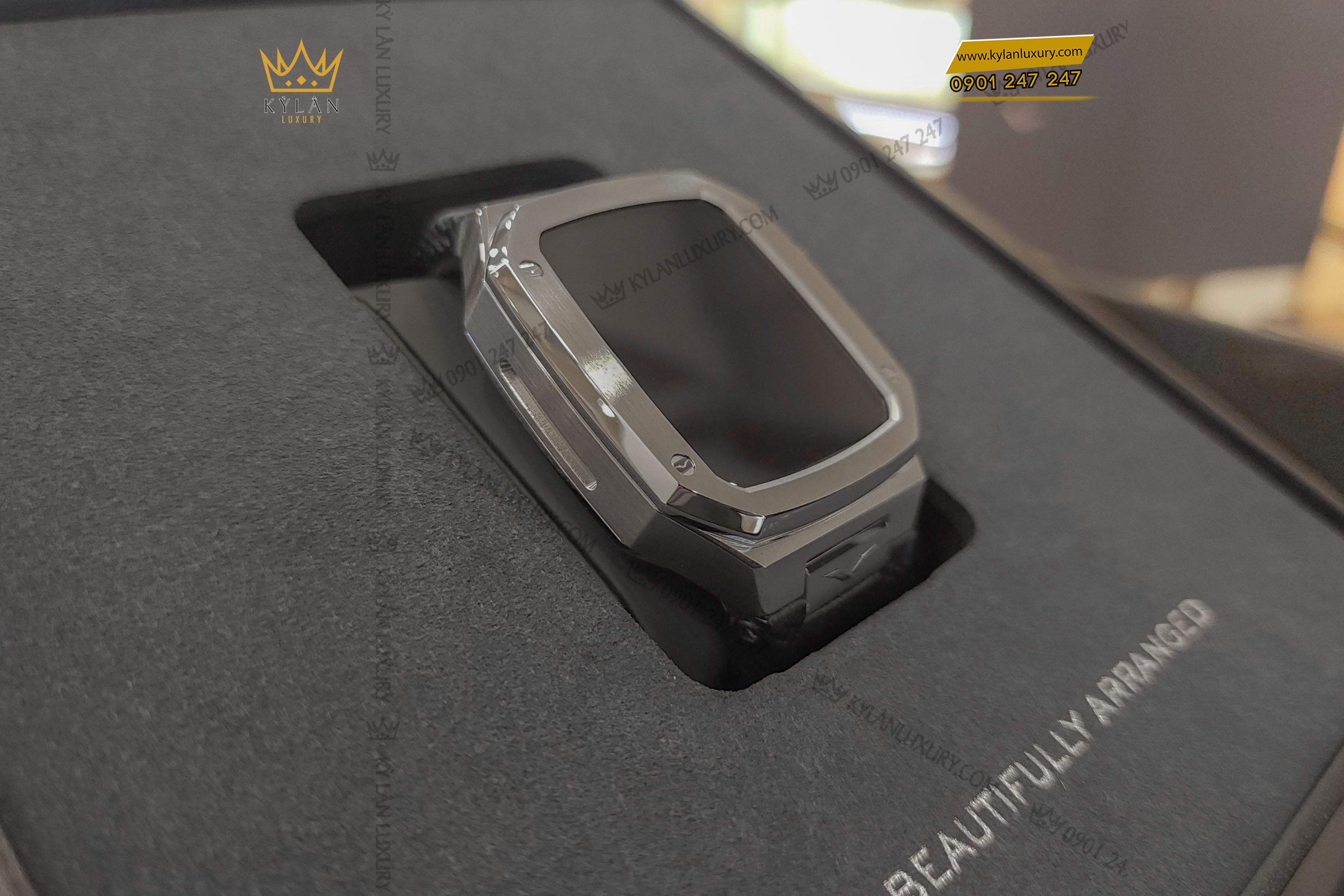 Metawatch Watch Đồng hồ Vertu MetaWatch Stainless Steel Black Calf | Kỳ Lân Luxury