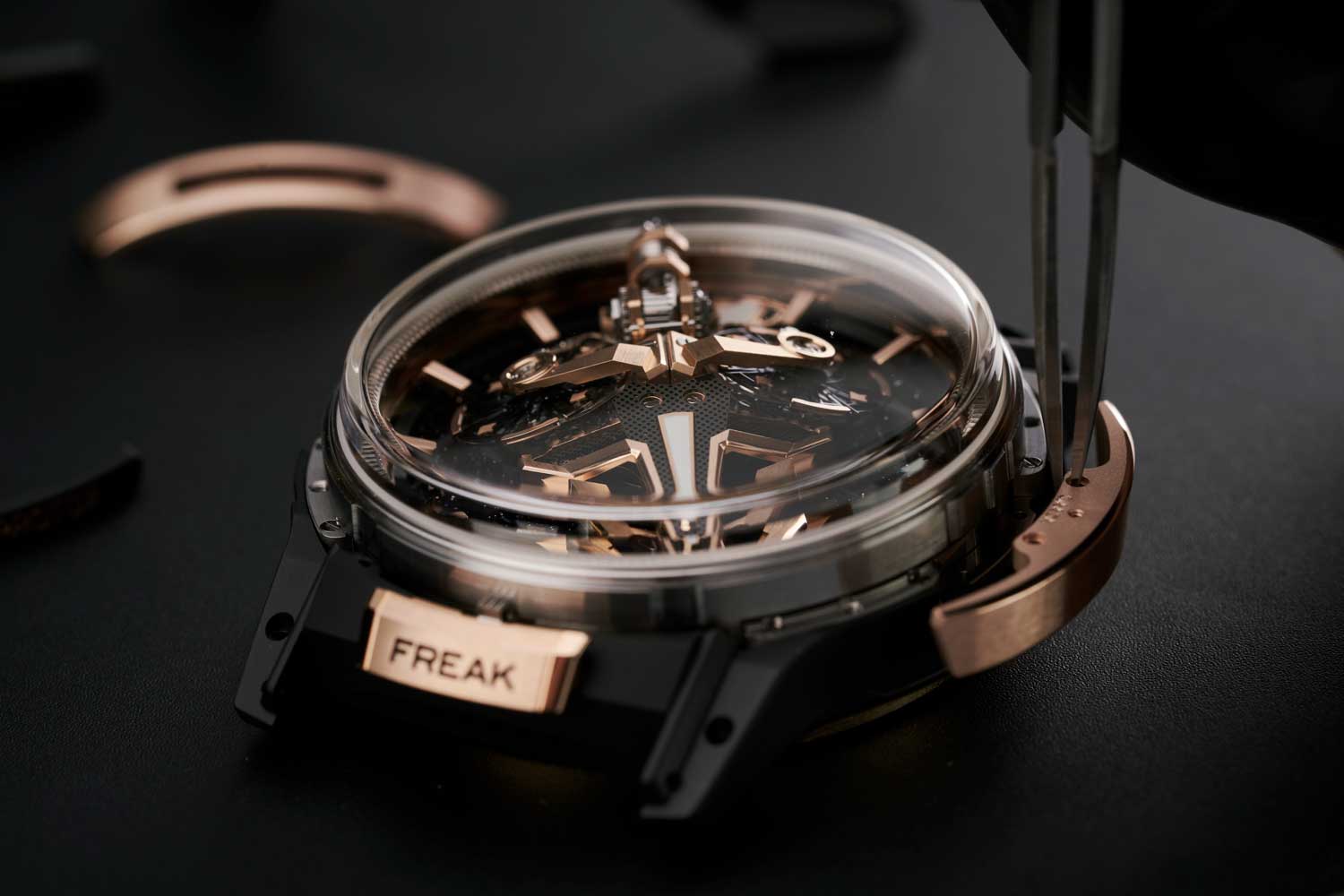  Phiên bản đồng hồ Freak S của Ulysse Nardin