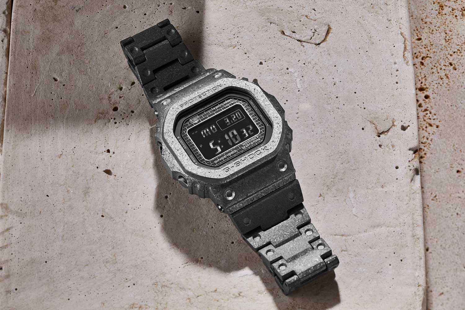 Đồng hồ G-SHOCK kỷ niệm 40 năm: Dòng Recrystallized