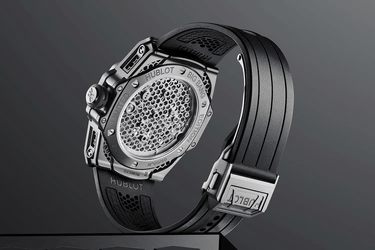 Đồng hồ Hublot Big Bang Tourbillon SR_A của Samuel Ross
