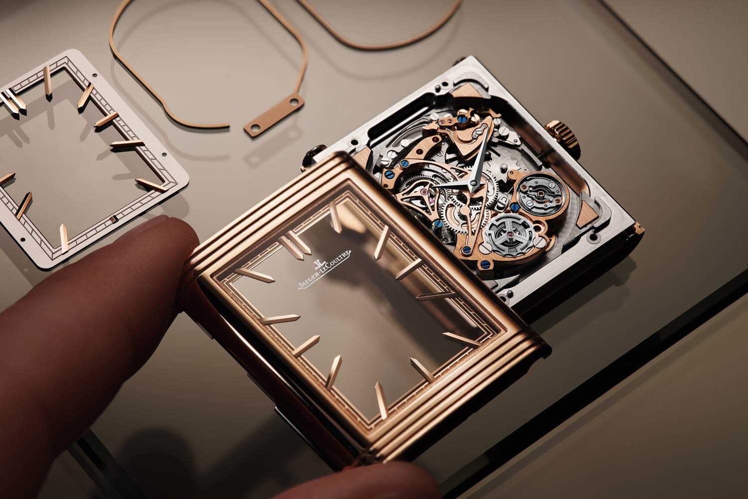 Đồng hồ lặp lại phút hình chữ nhật đầu tiên trên thế giới Jaeger-LeCoultre