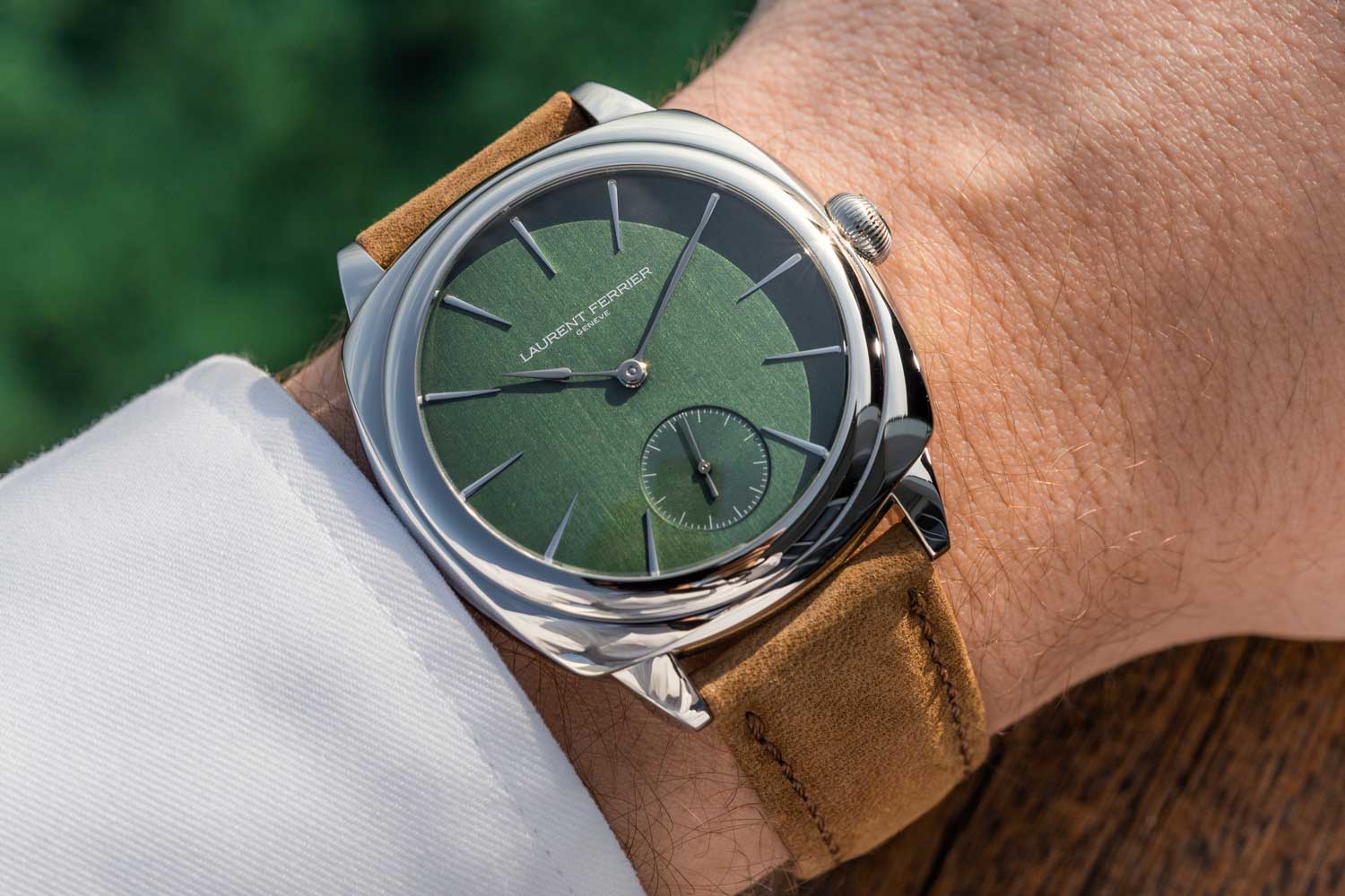 Đồng hồ Laurent Ferrier Classic & Square Micro-Rotor Evergreen