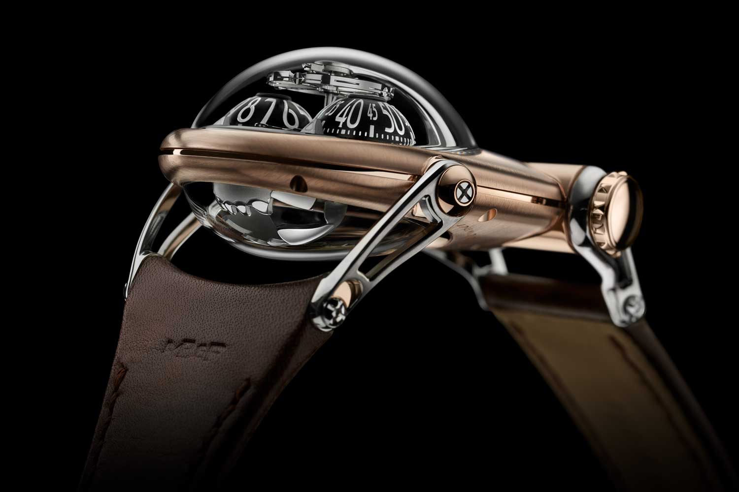 MB&F HM số 10 “Bulldog” chiếc đồng hồ sáng tạo ở thiết kế