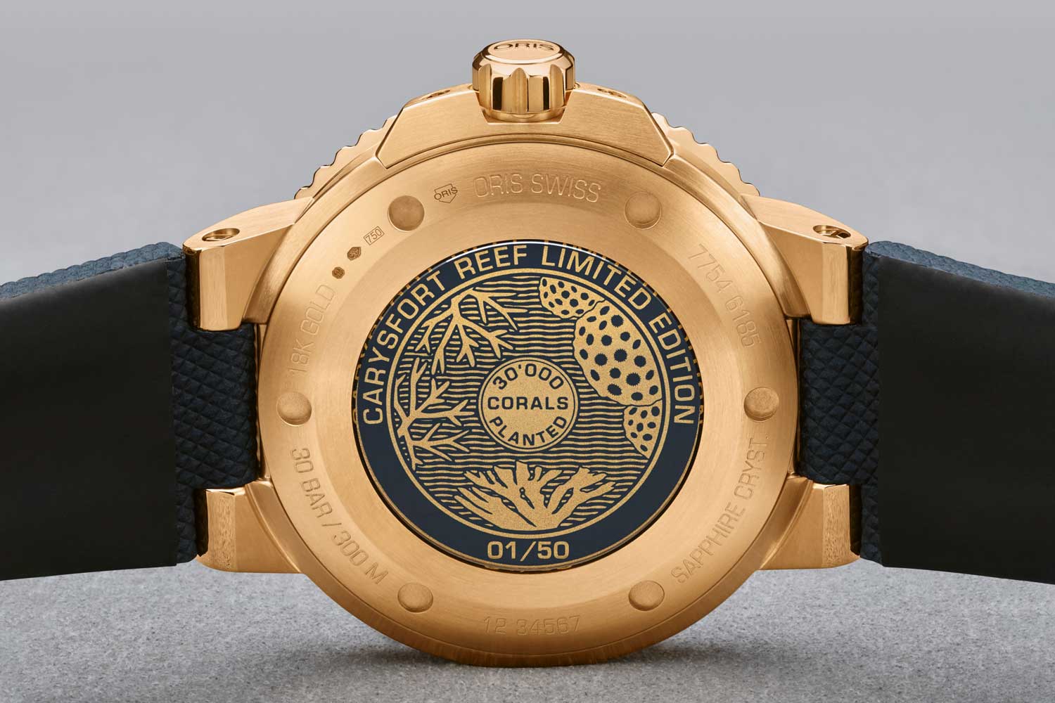 Đồng hồ Oris Carysfort phiên bản giới hạn Yellow Gold Aquis