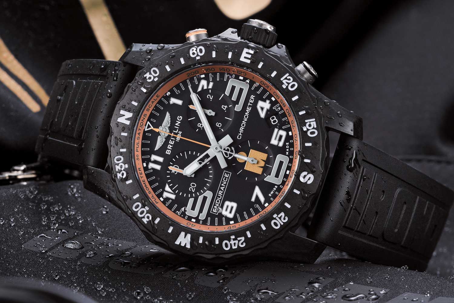 Siêu phẩm người sắt Breitling Endurance Pro IRONMAN