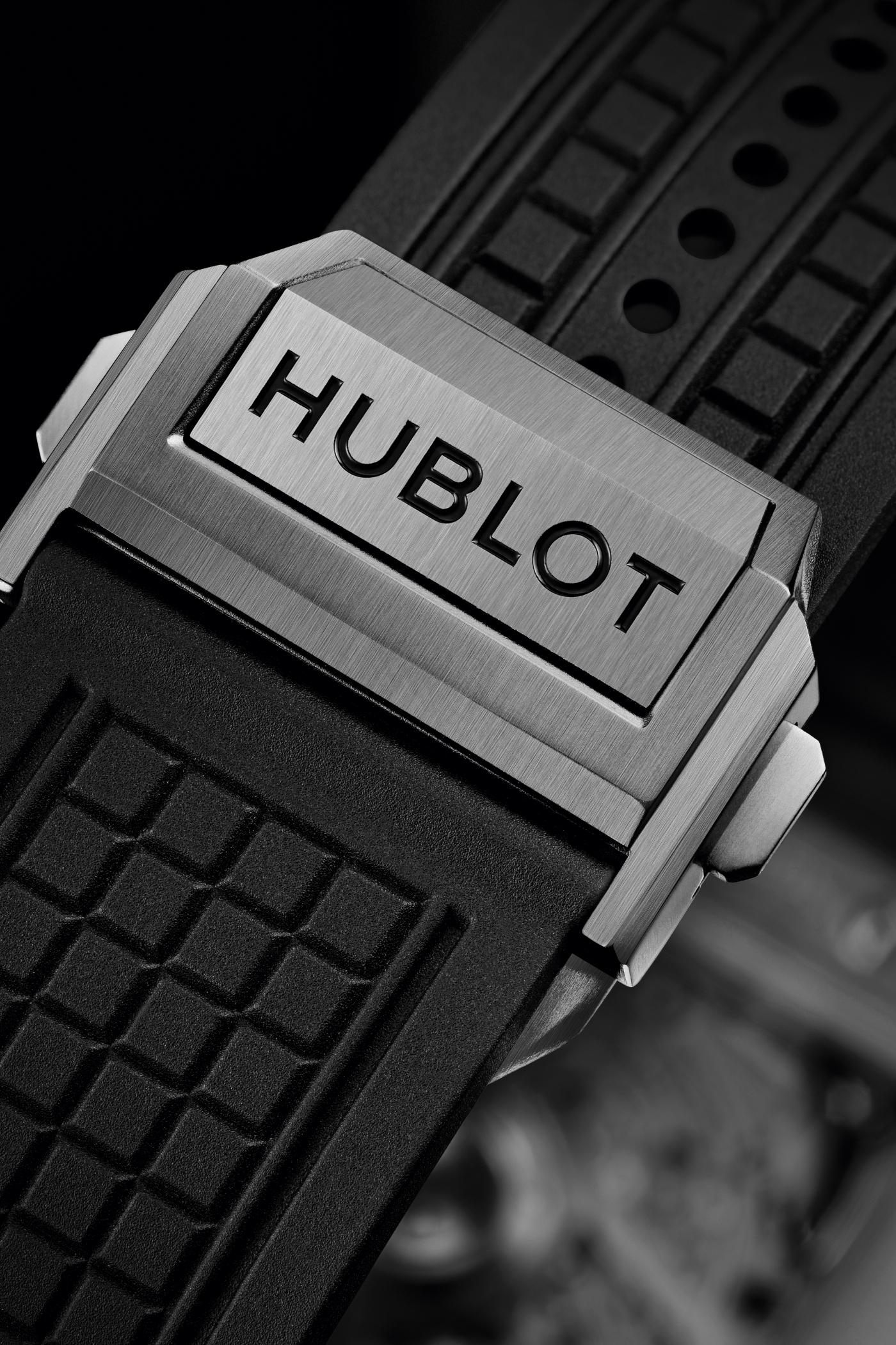 Đồng hồ Hublot Square Bang Unico Titanium 