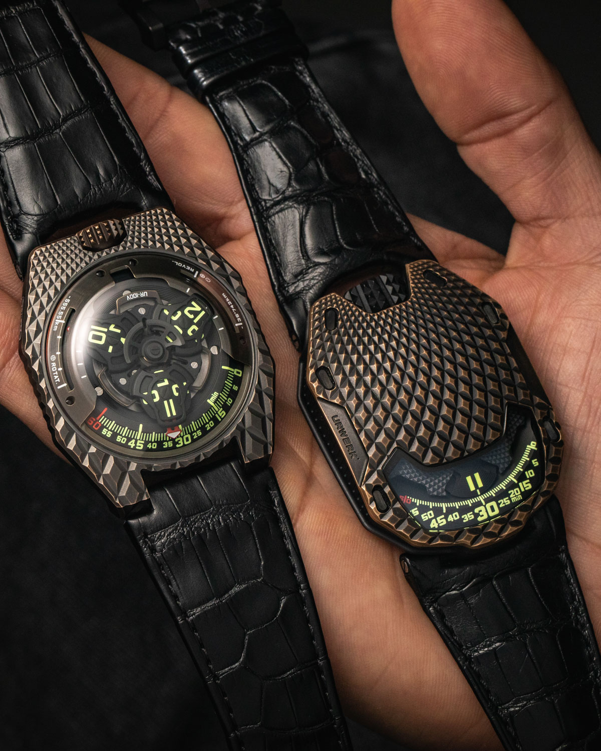 URWERK UR-100V T-Rex sự hồi sinh của URWERK UR-105 T-Rex