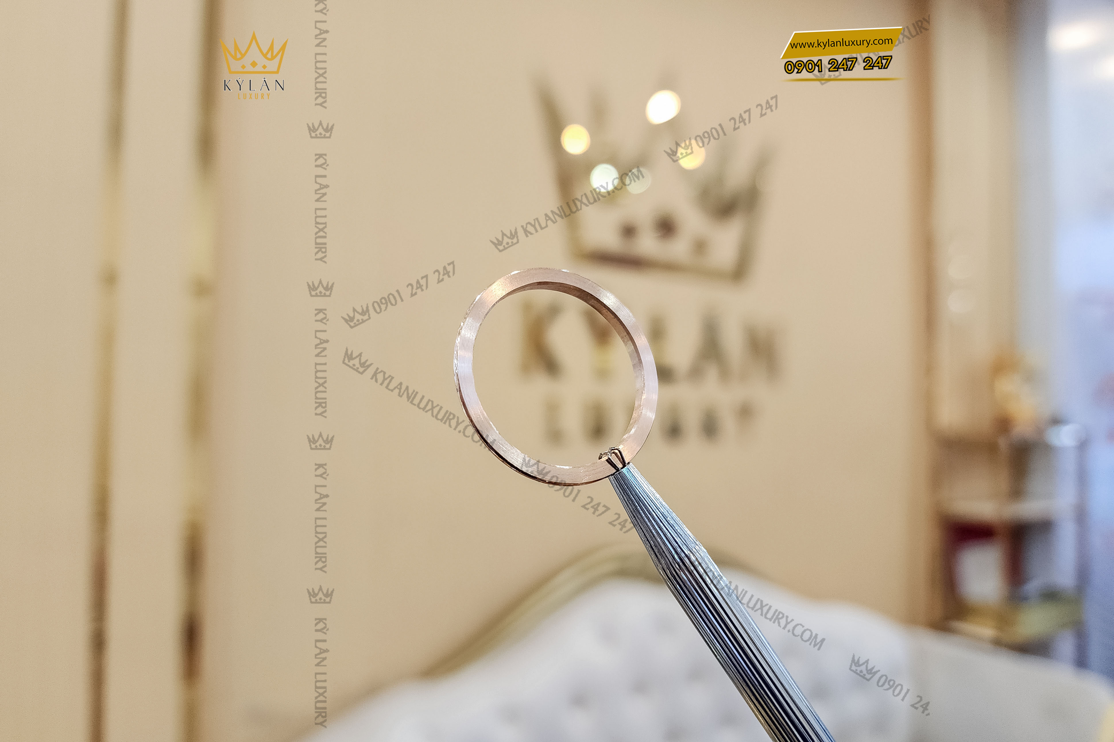 Kỳ Lân Luxury vong bezel rolex vang nguyen khoi au750 dinh kim cuong 31mm 8 Vòng Bezel Rolex vàng nguyên khối Au750 đính kim cương 31mm