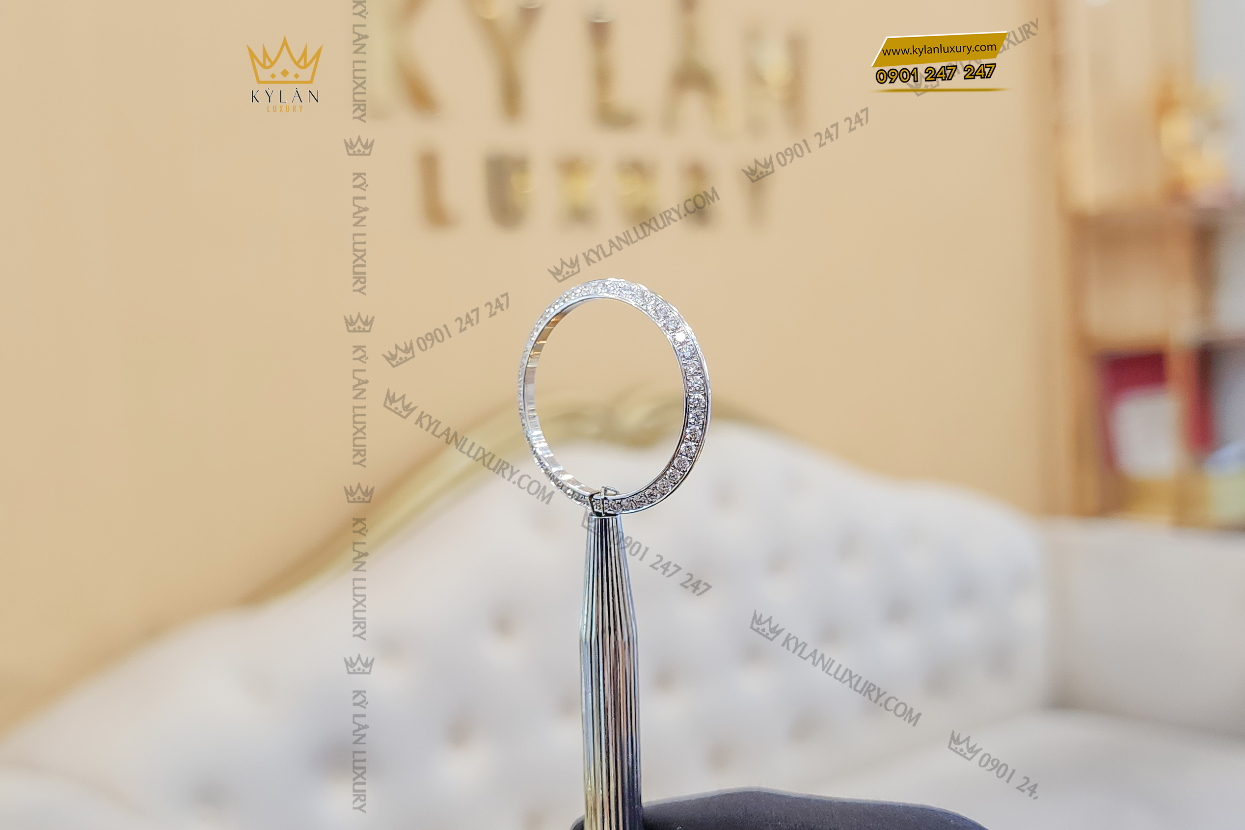 Kỳ Lân Luxury vong bezel rolex vang trang 18k au750 dinh kim cuong 2 Vòng Bezel Rolex vàng trắng 18k Au750 đính kim cương