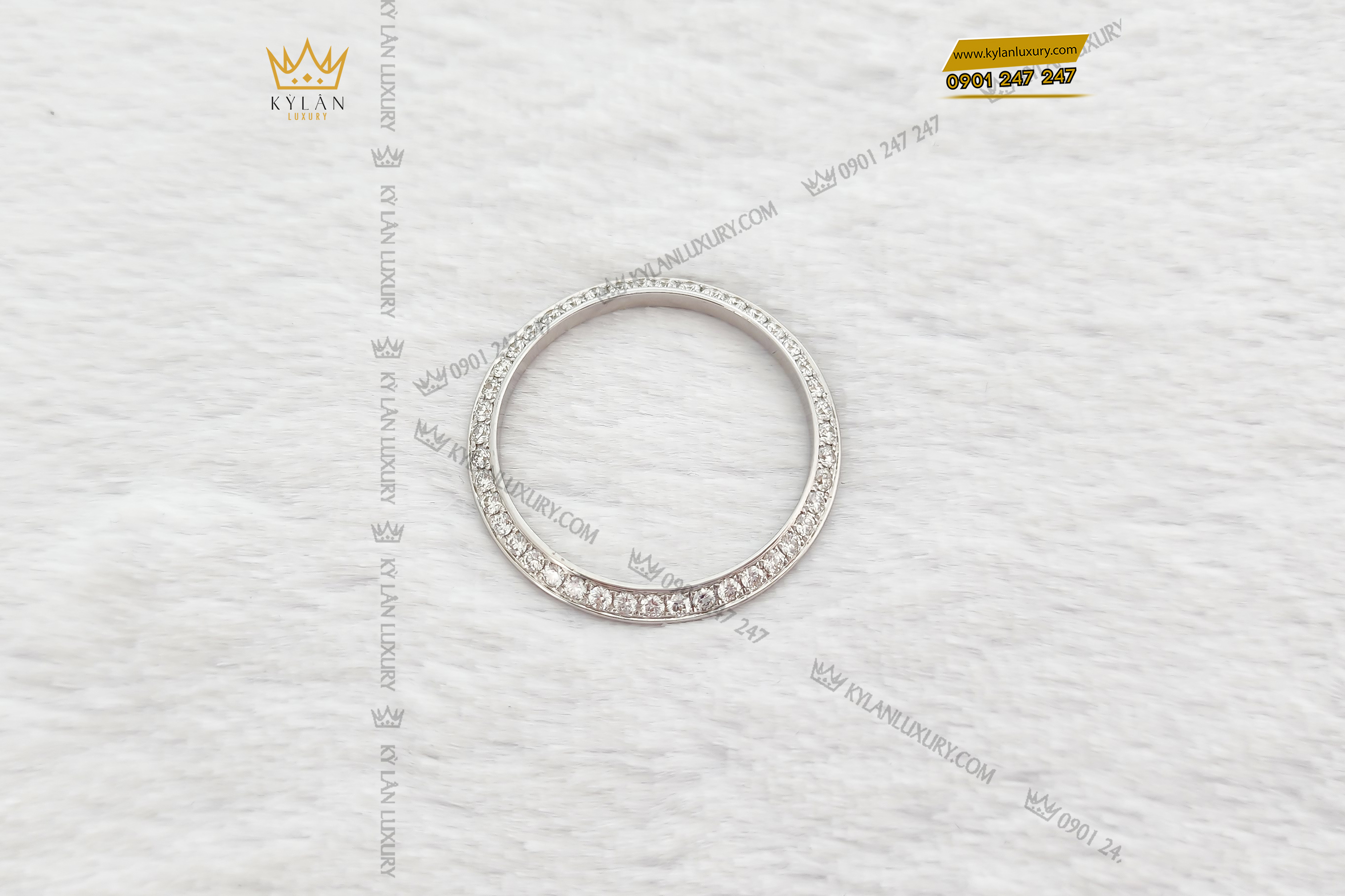 Kỳ Lân Luxury vong bezel rolex vang trang 18k au750 dinh kim cuong 8 Vòng Bezel Rolex vàng trắng 18k Au750 đính kim cương