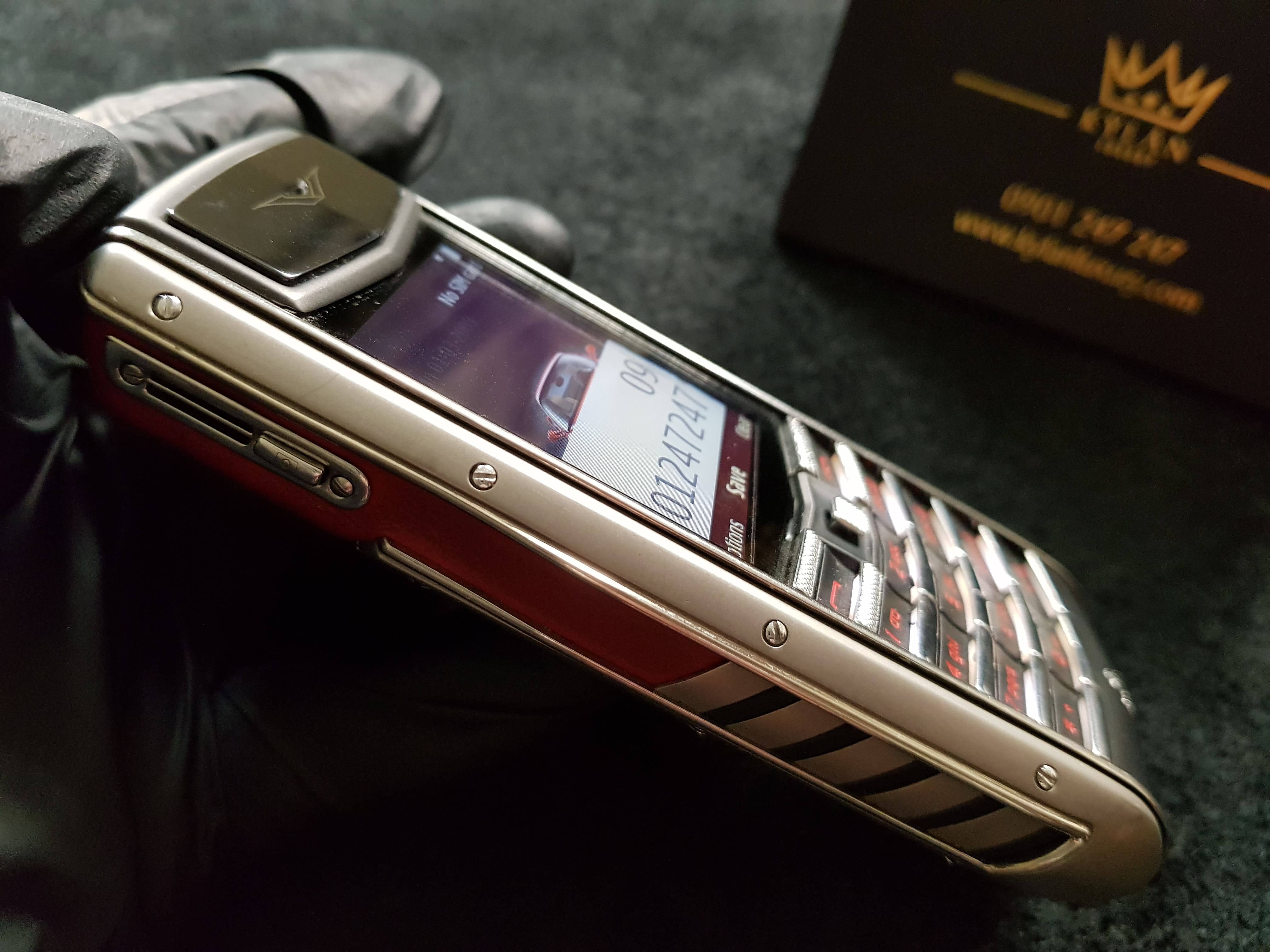 Vertu ferrari китайский