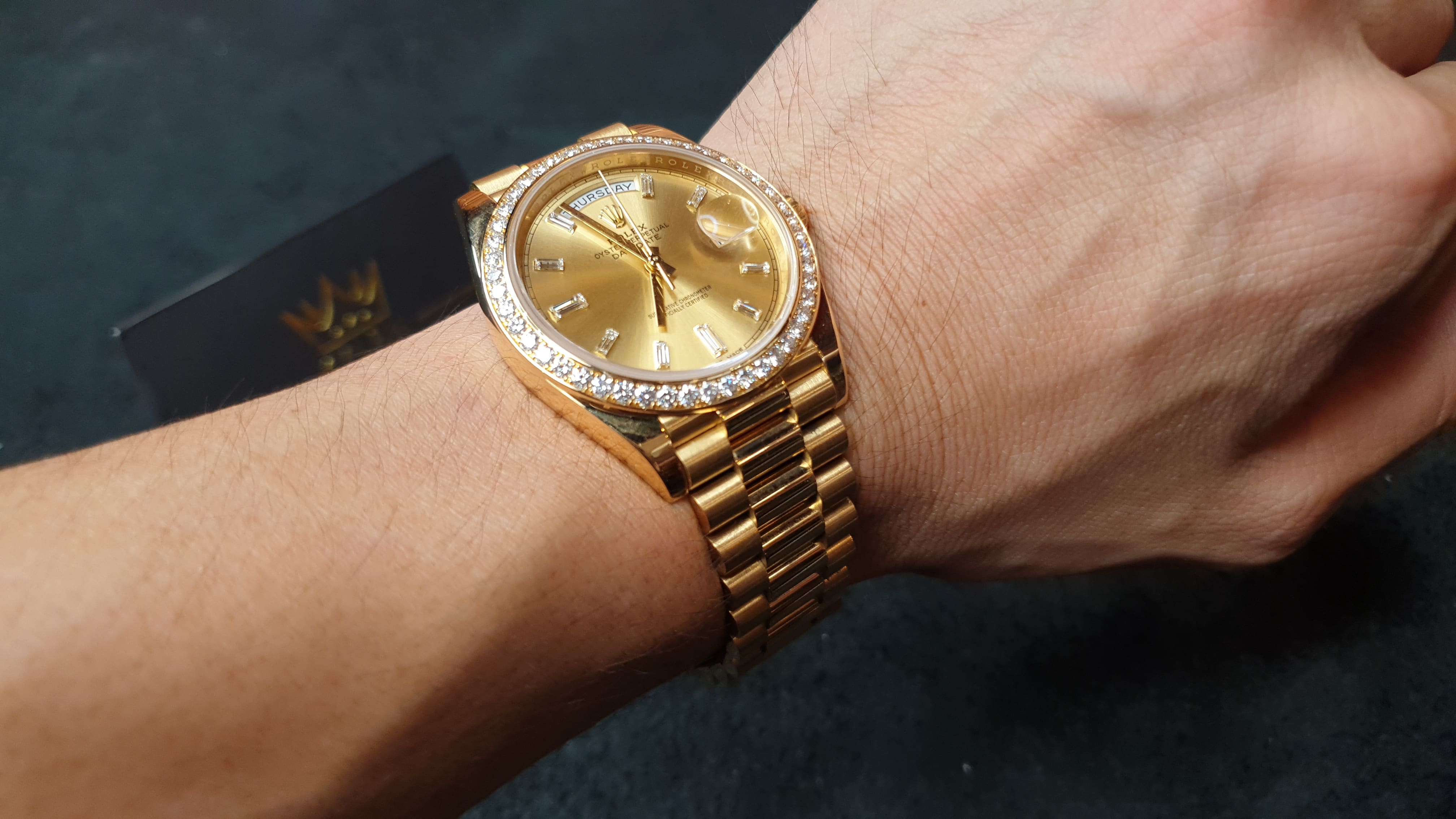 Cùng Kỳ Lân Luxury giải mã ý nghĩa cái tên và logo của Rolex