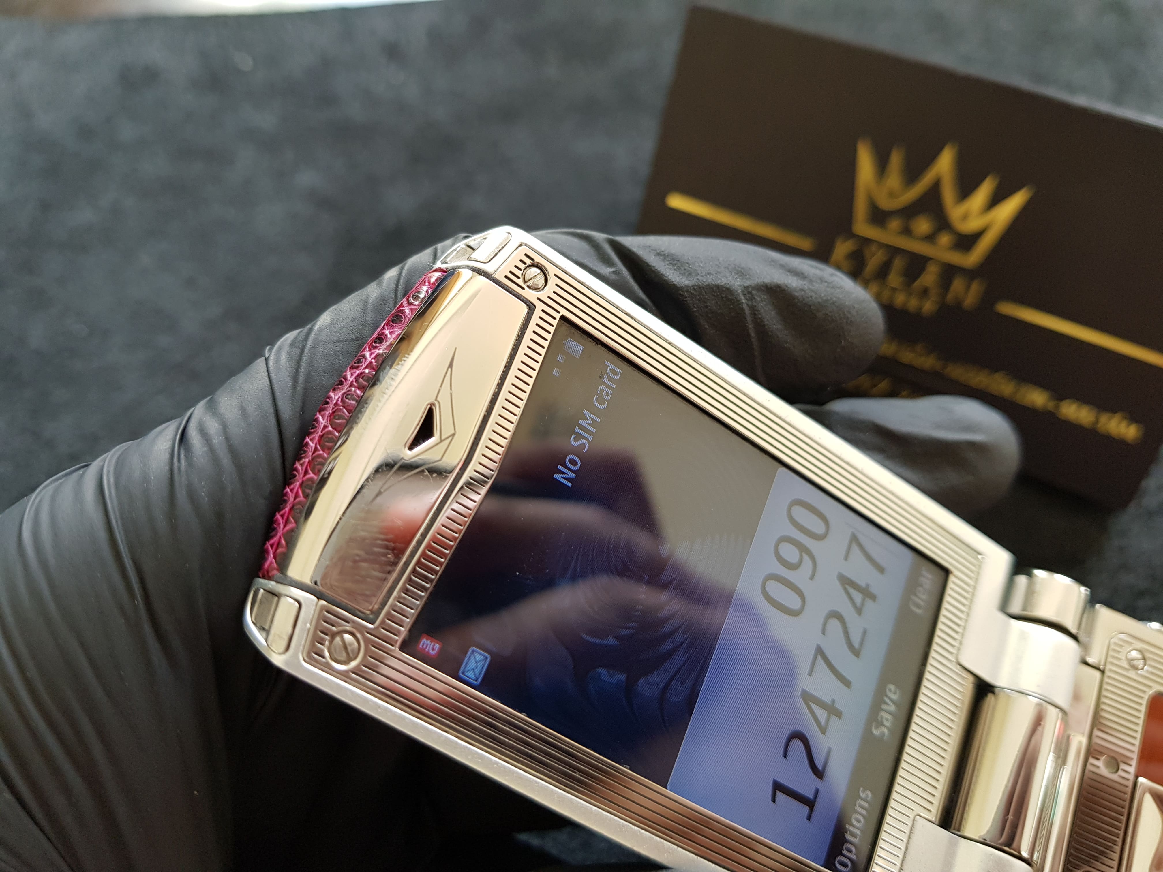 Vertu Ayxta limited edition tím nhạt ruby siêu hiếm 21 Kỳ Lân Luxury 20200320 161333 Vertu Ayxta limited edition tím nhạt ruby siêu hiếm