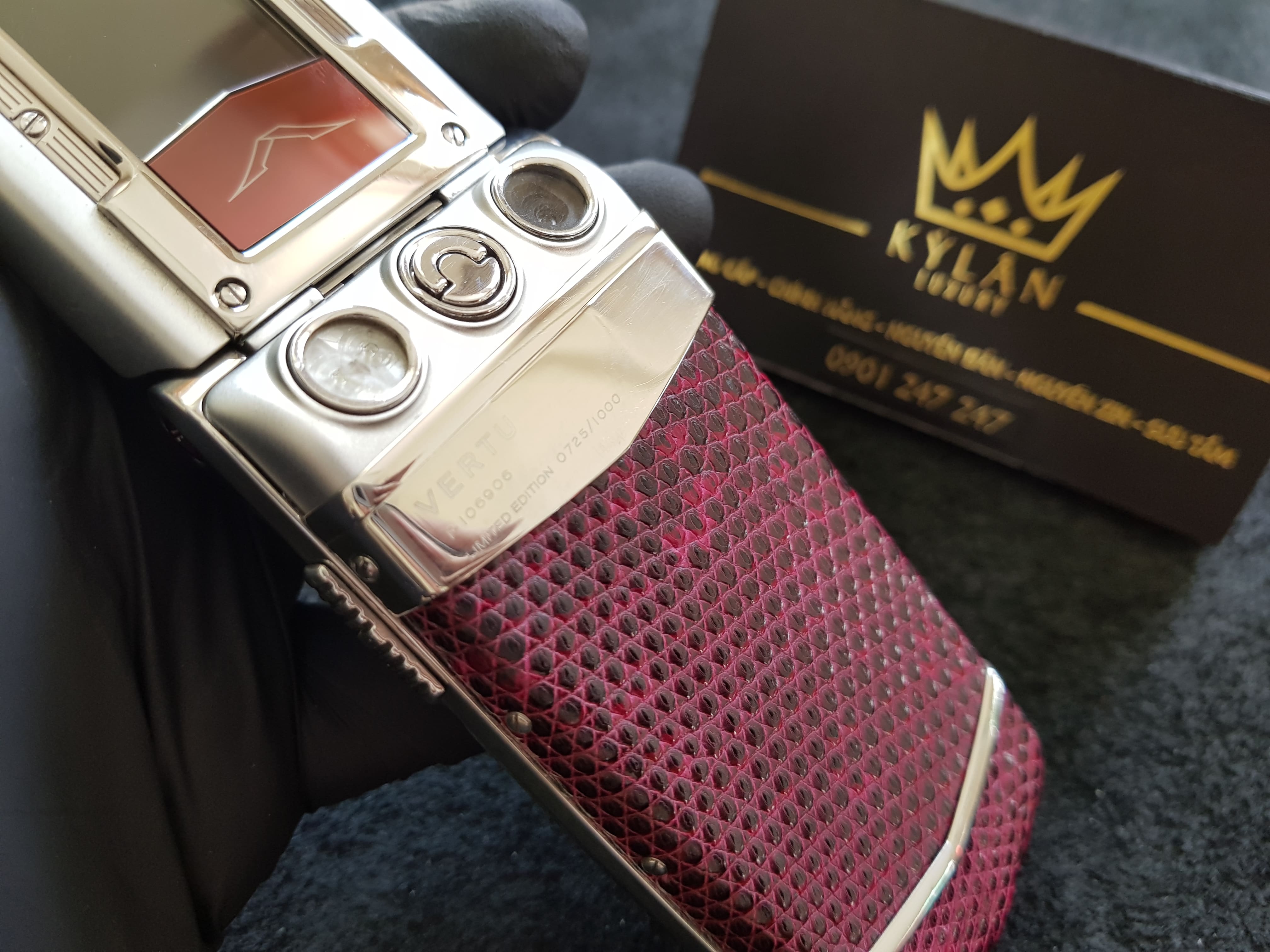 Vertu Ayxta limited edition tím nhạt ruby siêu hiếm 6 Kỳ Lân Luxury 20200320 161355 Vertu Ayxta limited edition tím nhạt ruby siêu hiếm