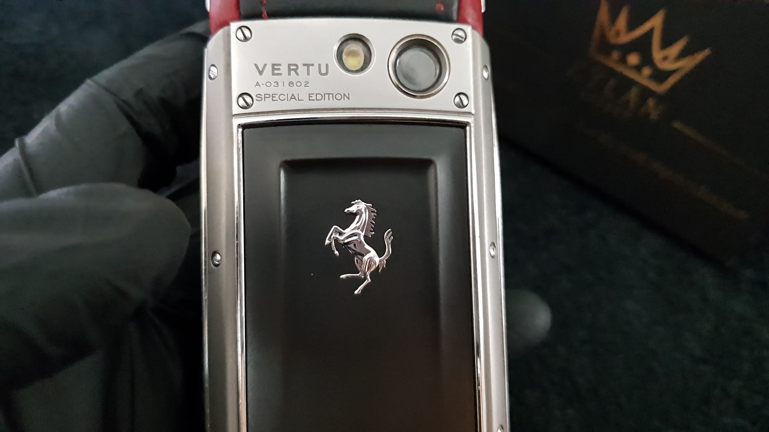 Vertu ferrari китайский